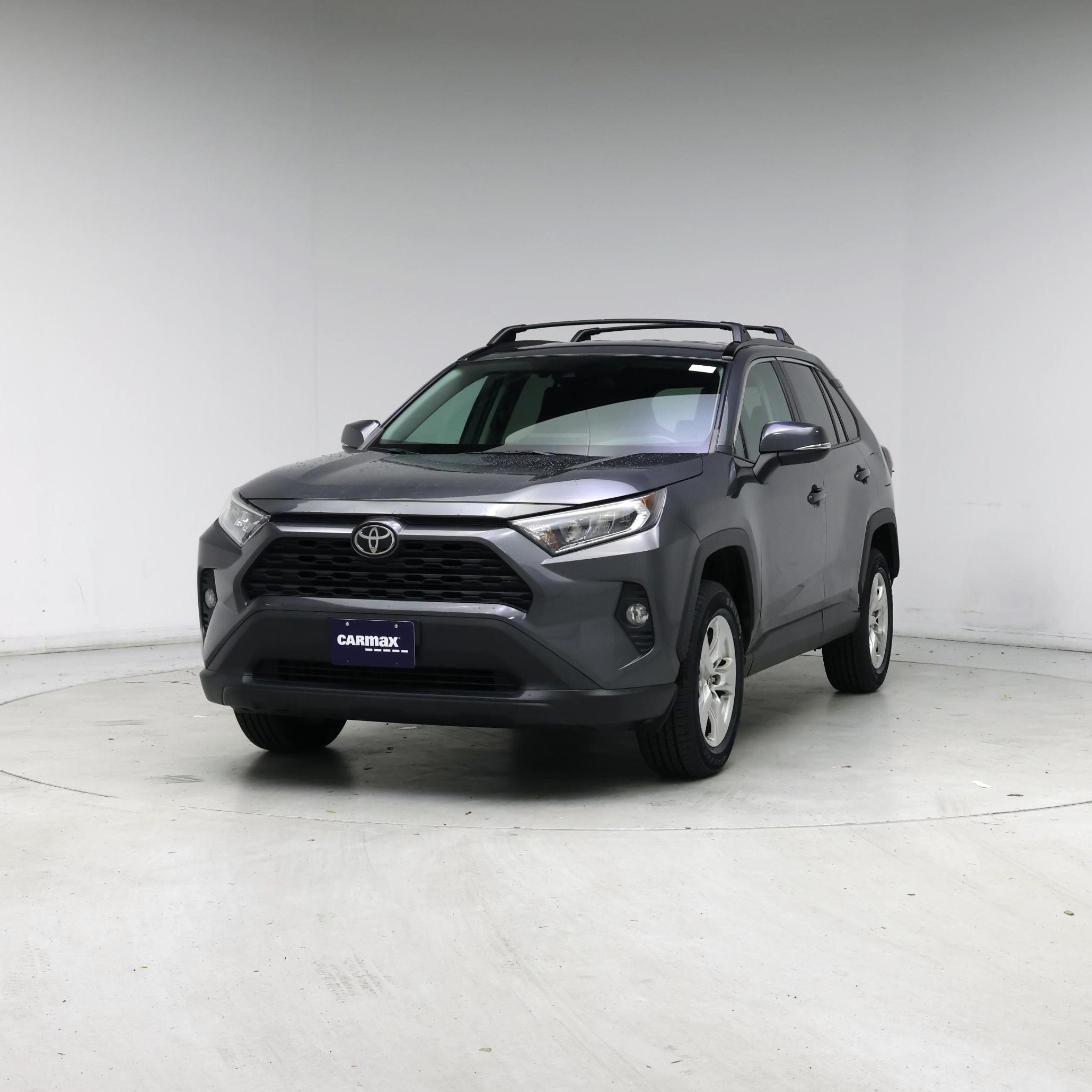 Thumbnail: 2021 Toyota RAV4 - 4