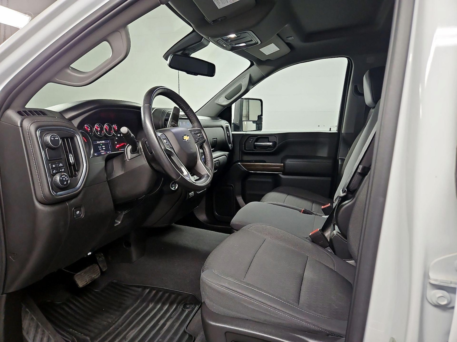 2022 Chevrolet Silverado 3500HD LT - Photo 12