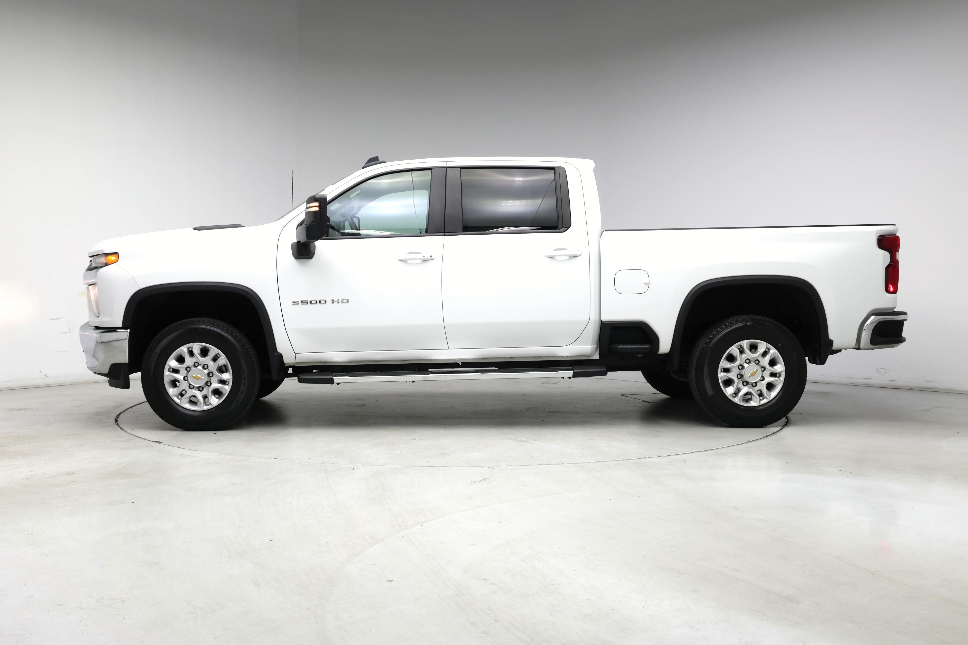 Thumbnail: 2022 Chevrolet Silverado 3500 - 3