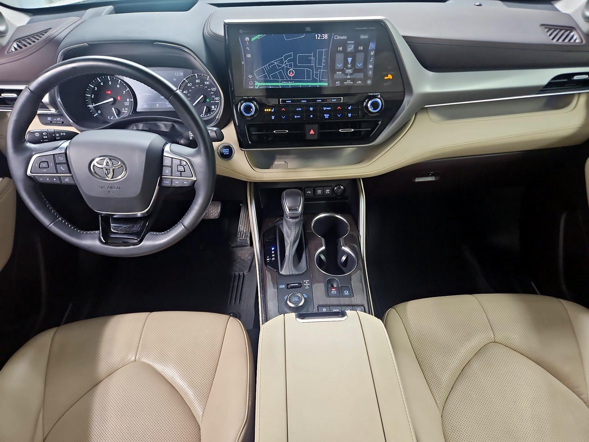 Thumbnail: 2021 Toyota Highlander - 9