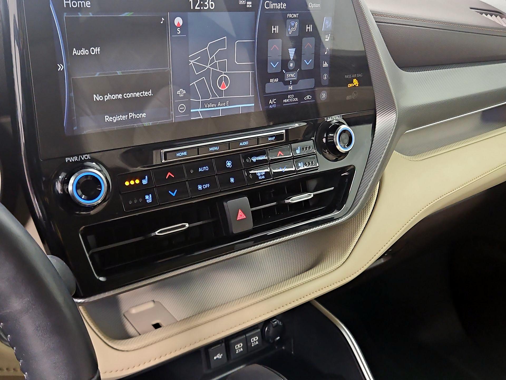 Thumbnail: 2021 Toyota Highlander - 17