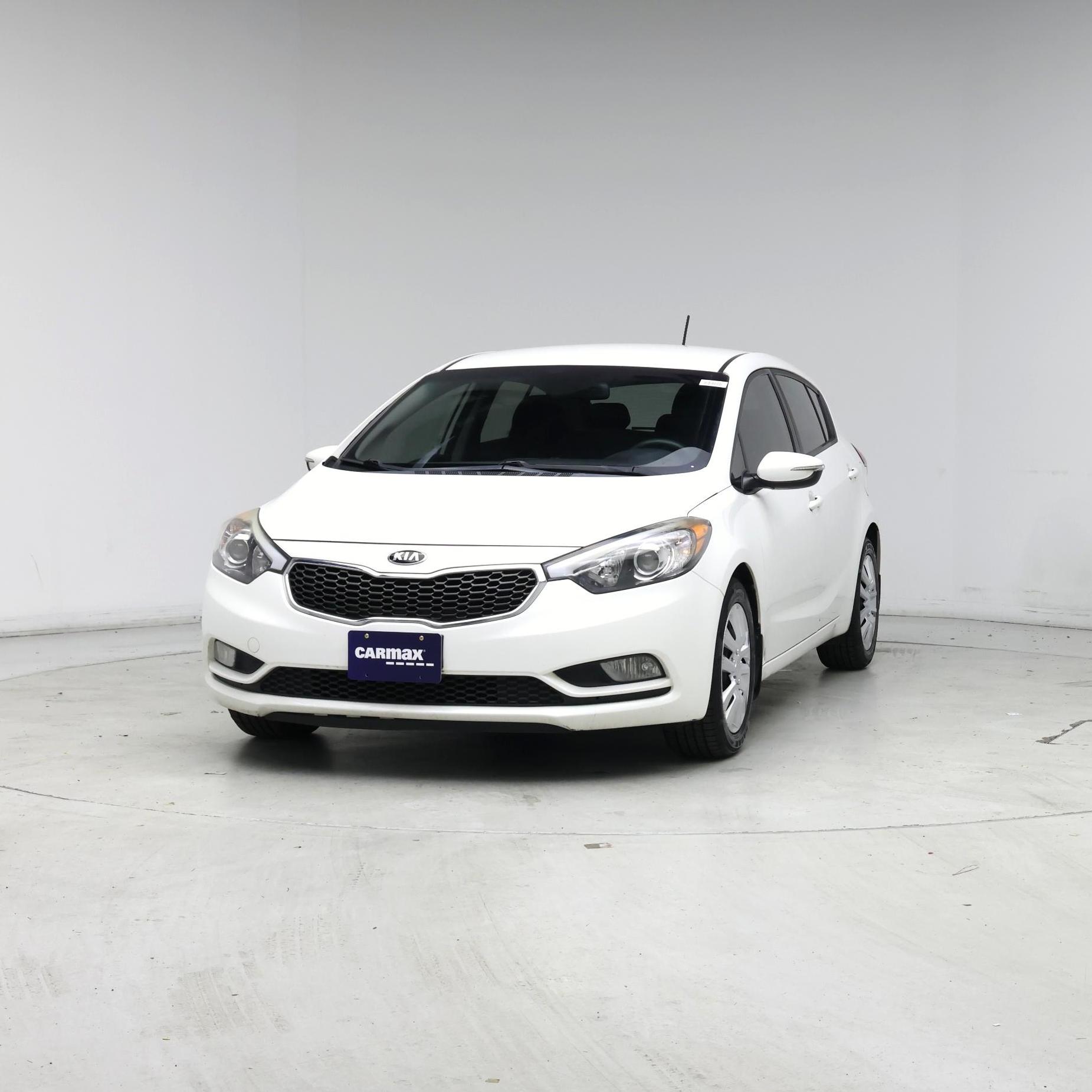 Thumbnail: 2016 Kia Forte - 4