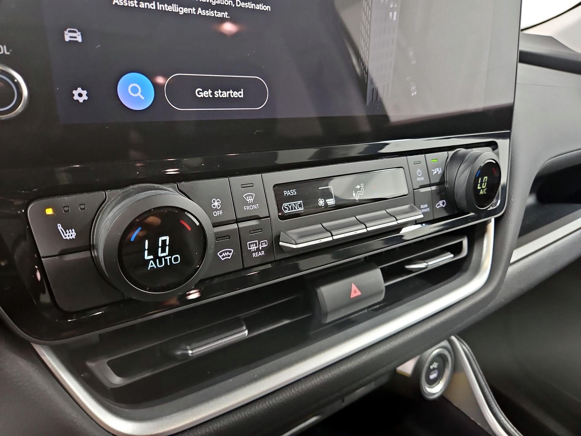 Thumbnail: 2025 Toyota Grand Highlander - 16