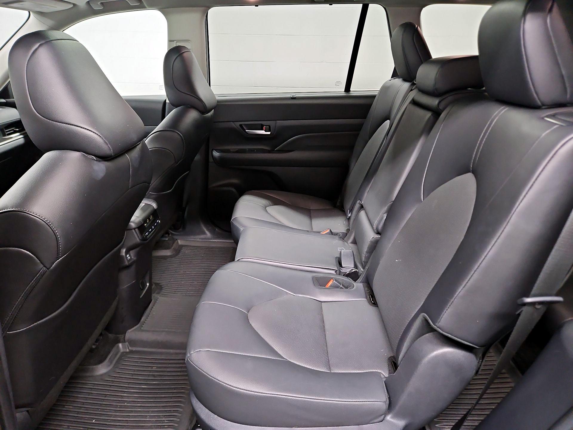 Thumbnail: 2025 Toyota Grand Highlander - 20