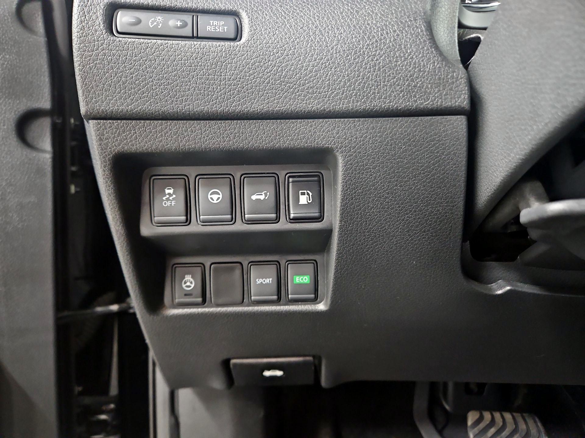 Thumbnail: 2019 Nissan Rogue - 13