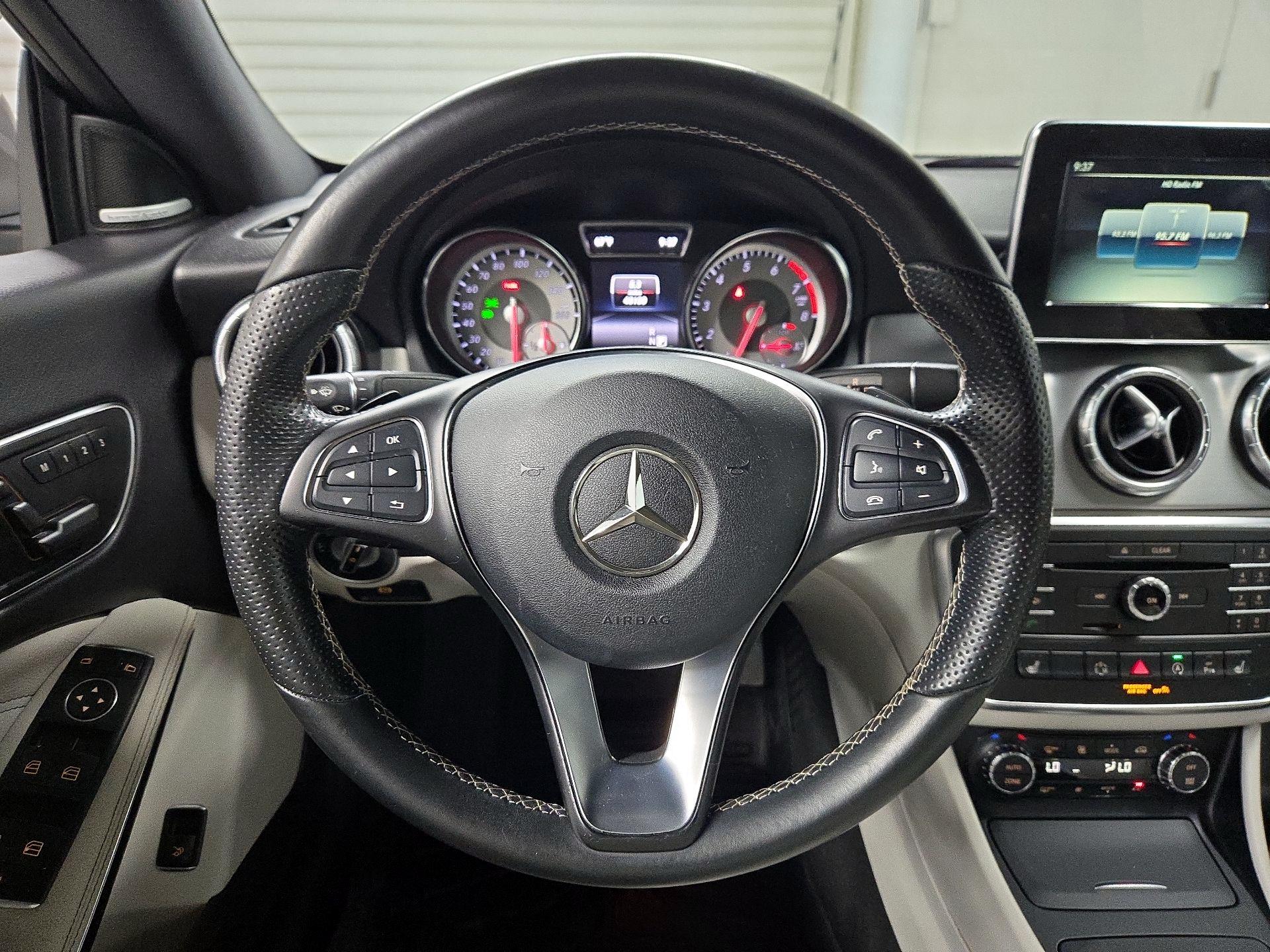 Thumbnail: 2015 Mercedes-Benz CLA - 10