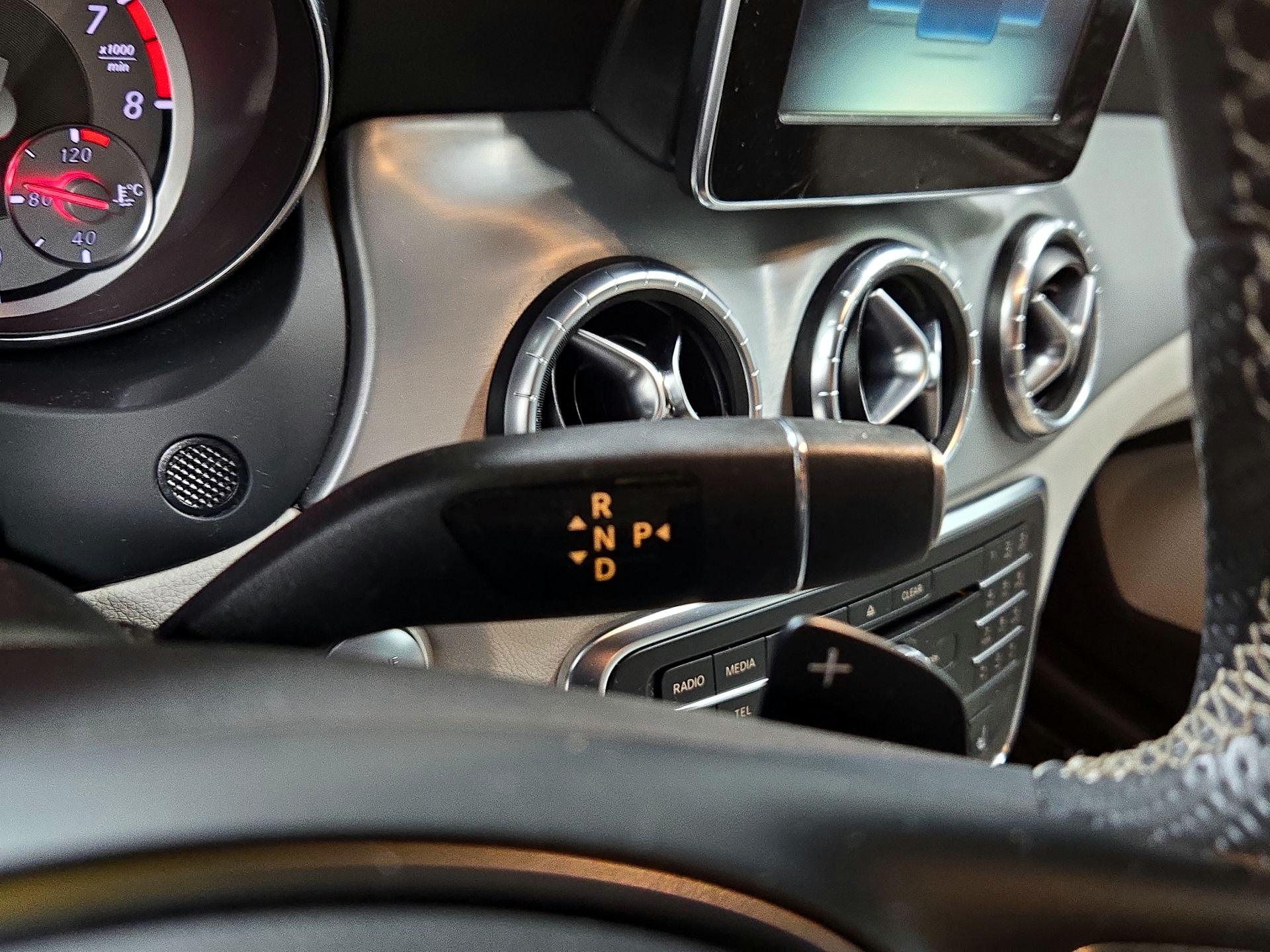 Thumbnail: 2015 Mercedes-Benz CLA - 16