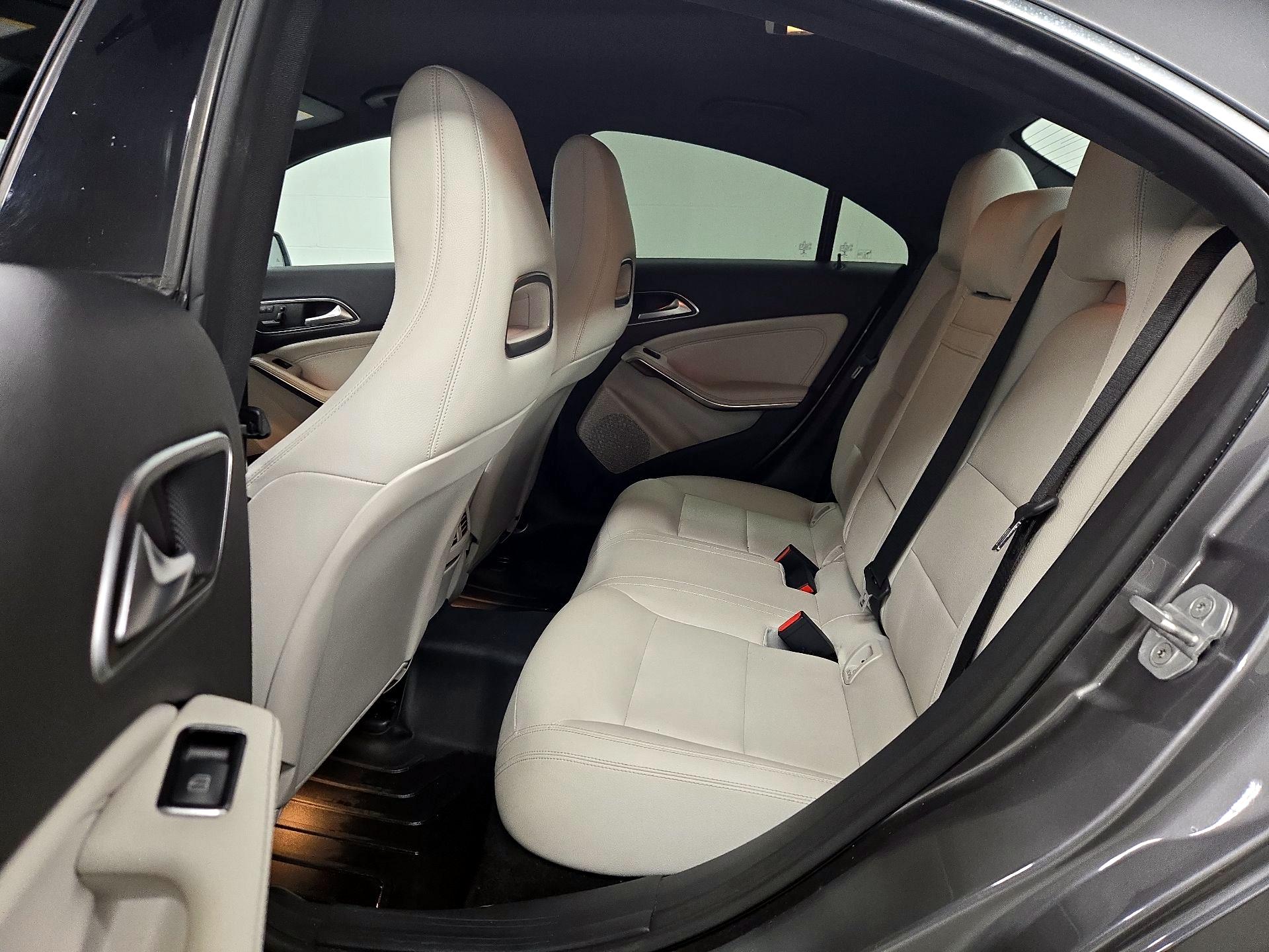 Thumbnail: 2015 Mercedes-Benz CLA - 18