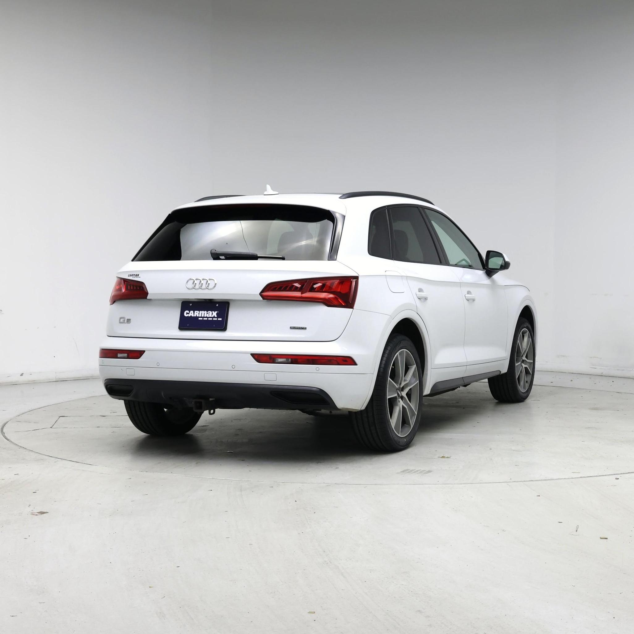 Thumbnail: 2019 Audi Q5 - 8