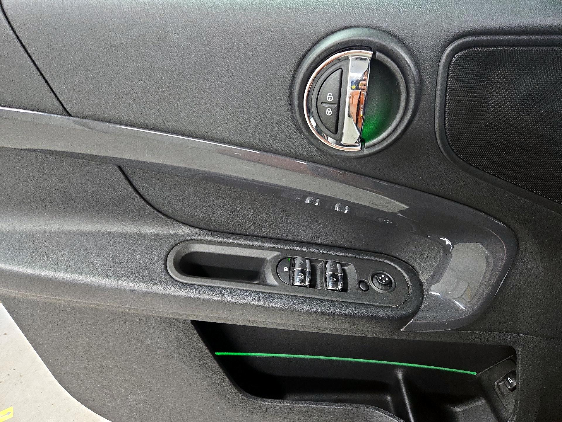 Thumbnail: 2020 MINI Cooper Countryman - 12