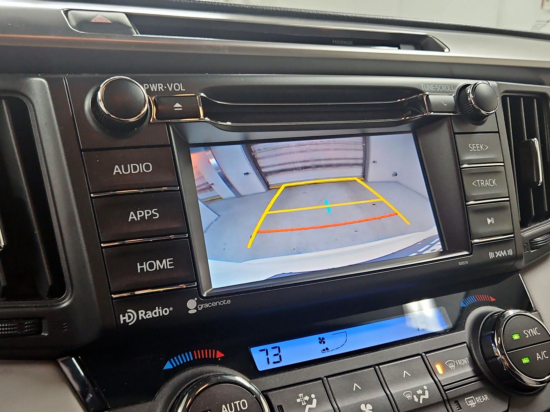 Thumbnail: 2016 Toyota RAV4 - 14