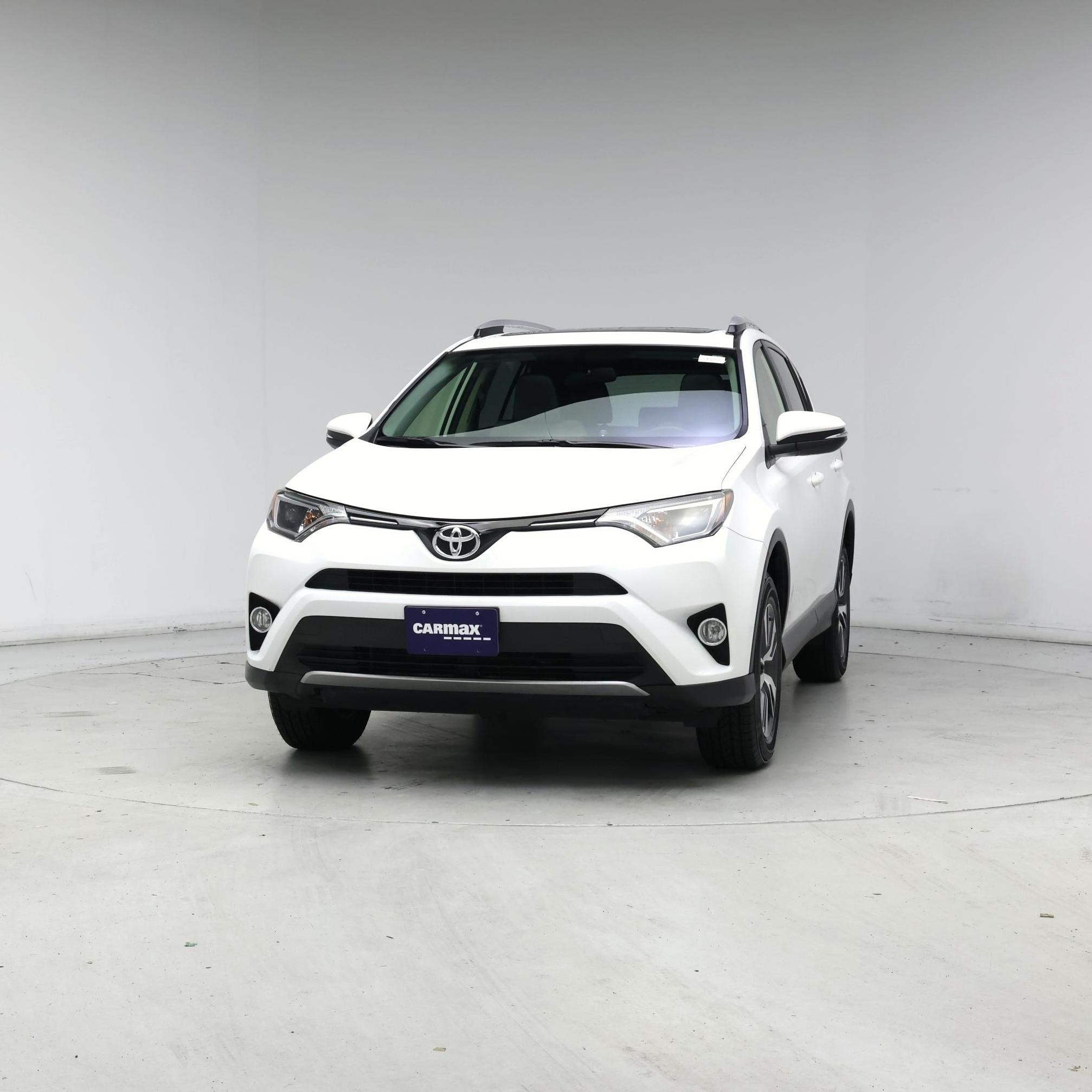 Thumbnail: 2016 Toyota RAV4 - 4