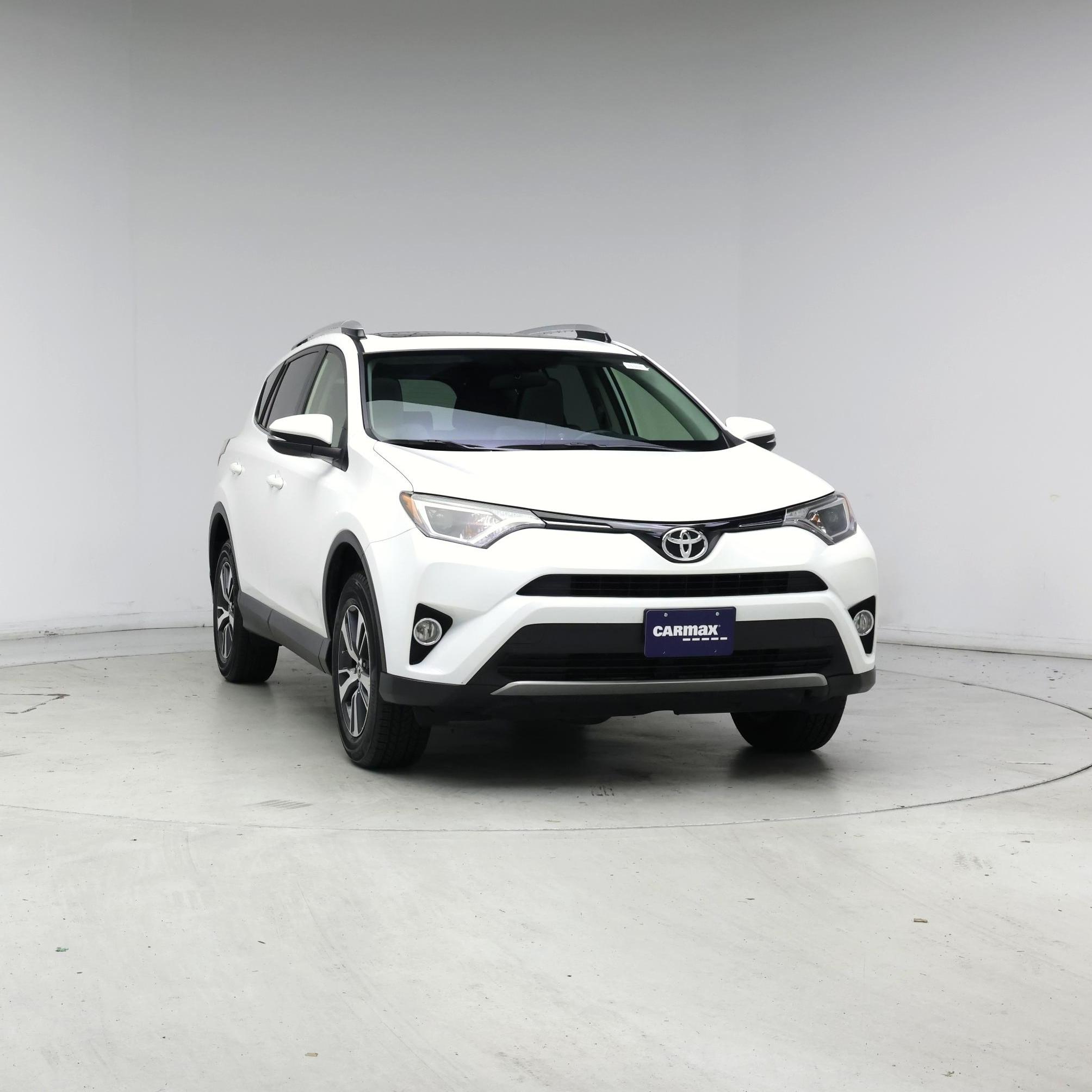 Thumbnail: 2016 Toyota RAV4 - 5