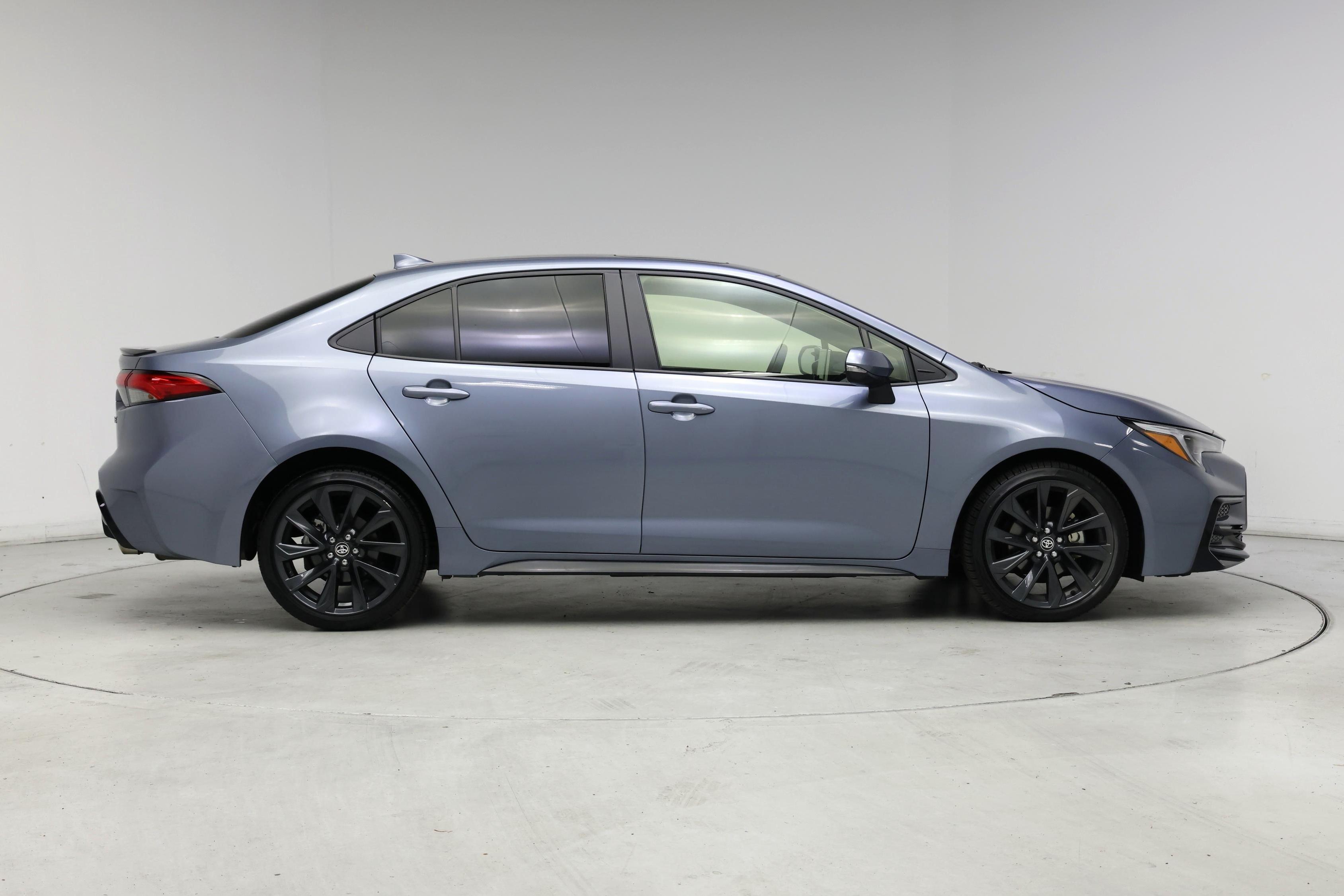 Thumbnail: 2023 Toyota Corolla - 7