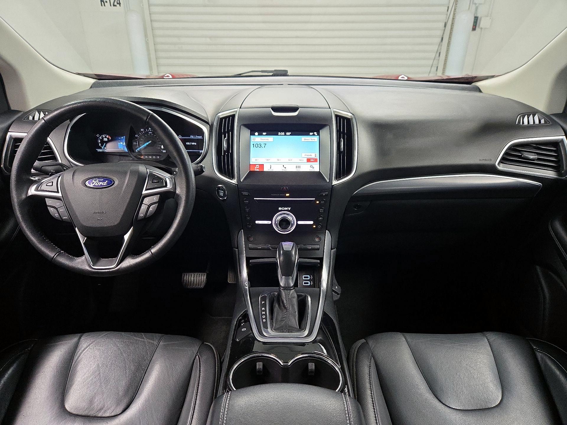 Thumbnail: 2017 Ford Edge - 9