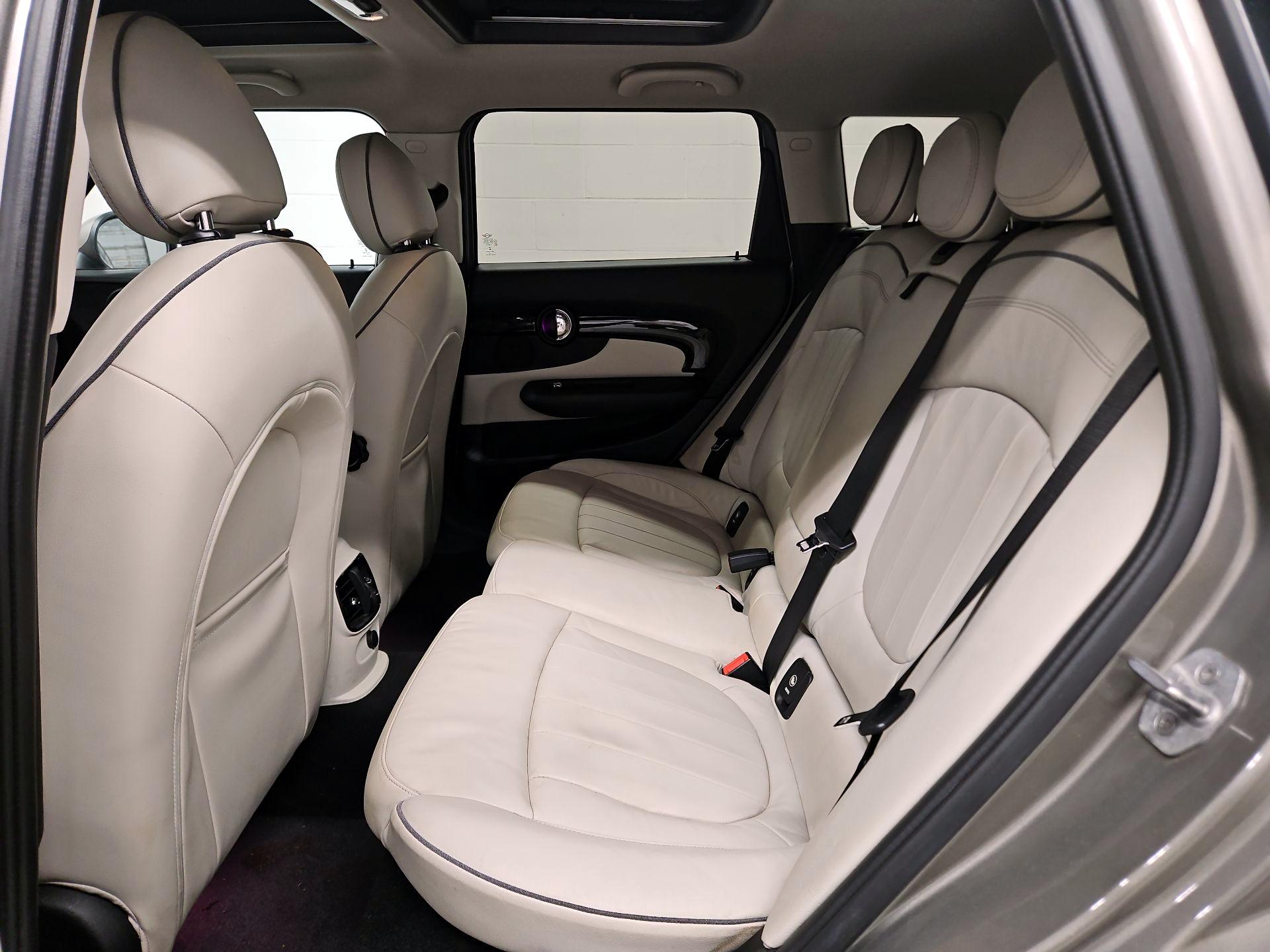 Thumbnail: 2016 MINI Cooper Clubman - 19