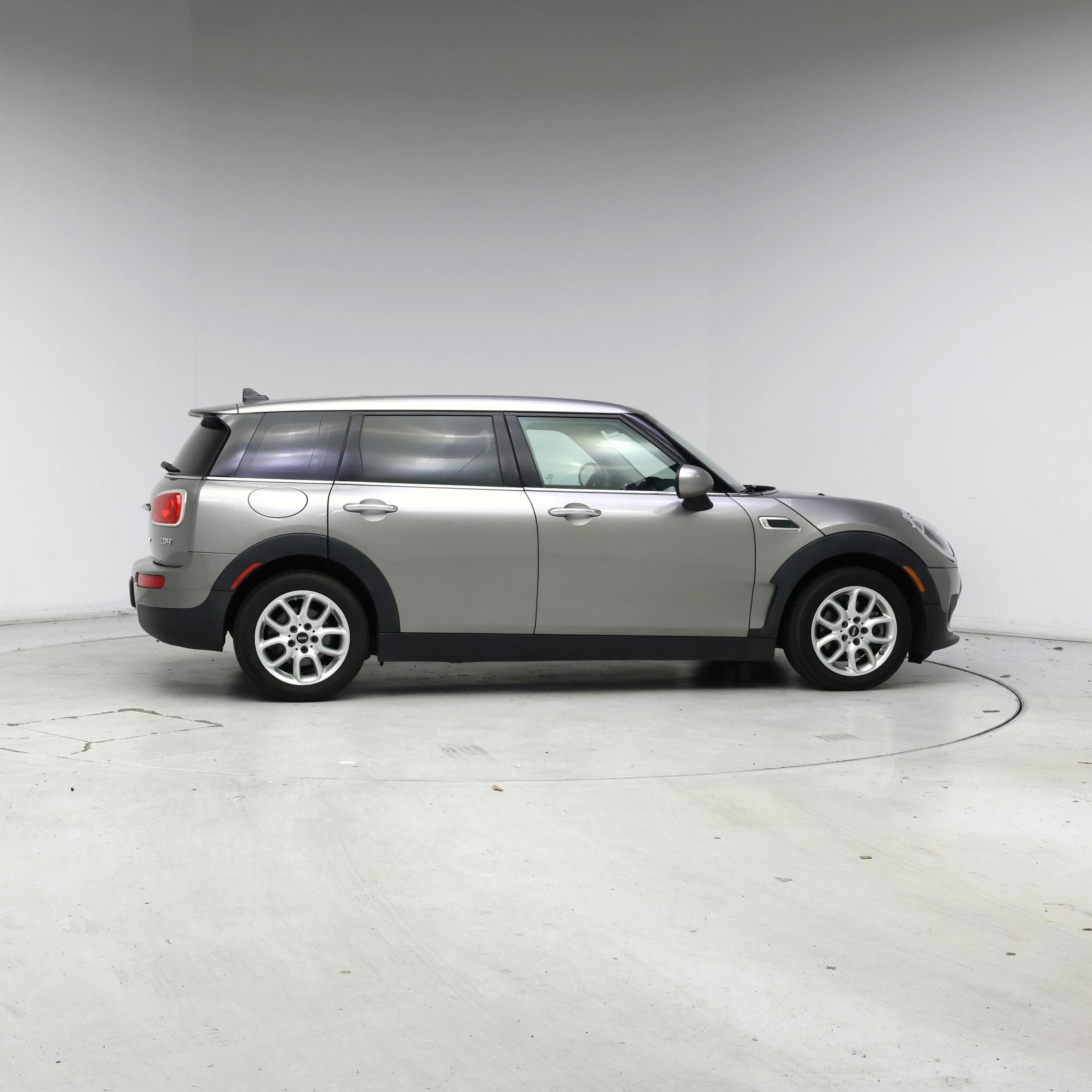 Thumbnail: 2016 MINI Cooper Clubman - 7
