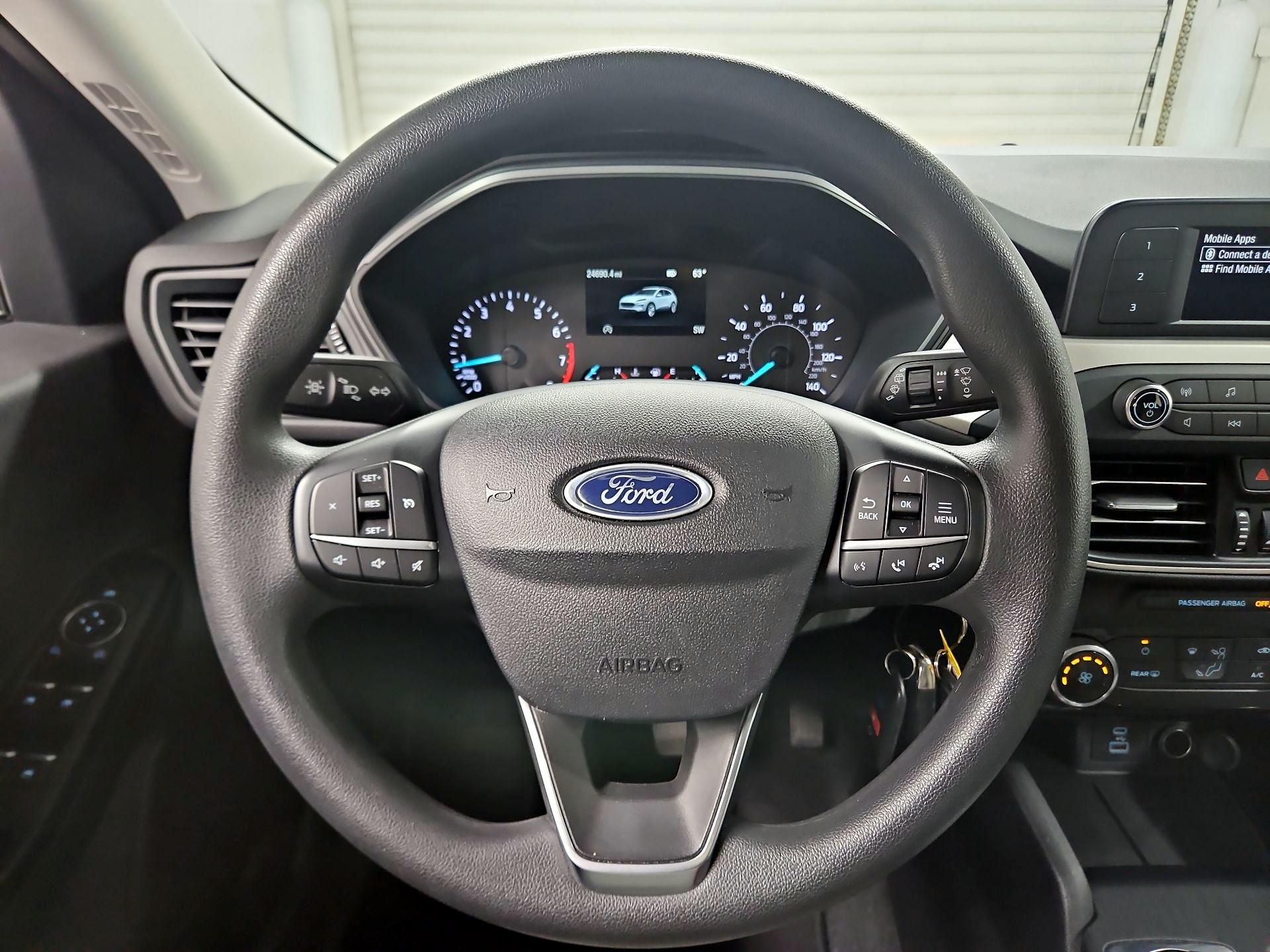 Thumbnail: 2022 Ford Escape - 10