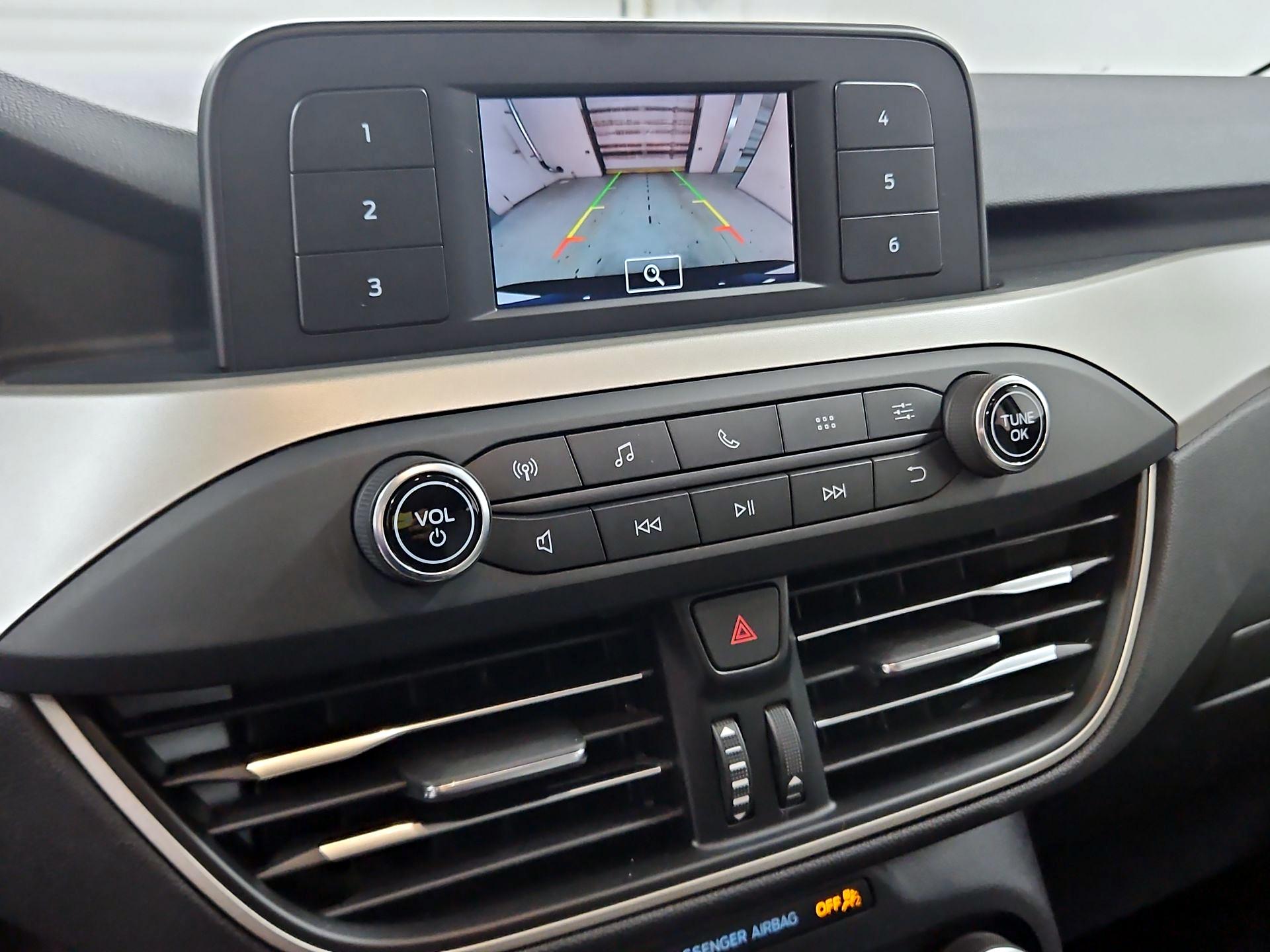 Thumbnail: 2022 Ford Escape - 14