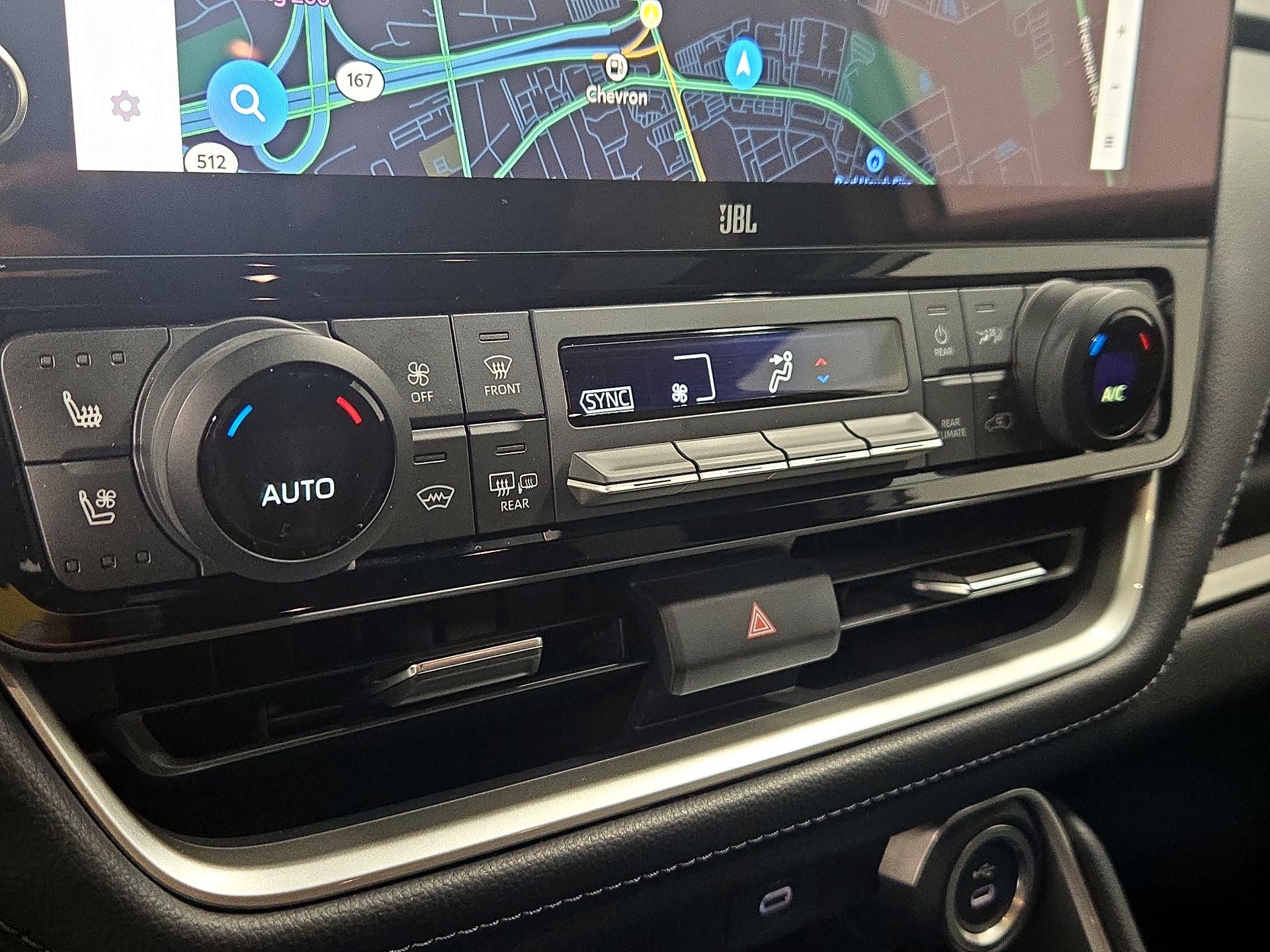 Thumbnail: 2025 Toyota Highlander - 17