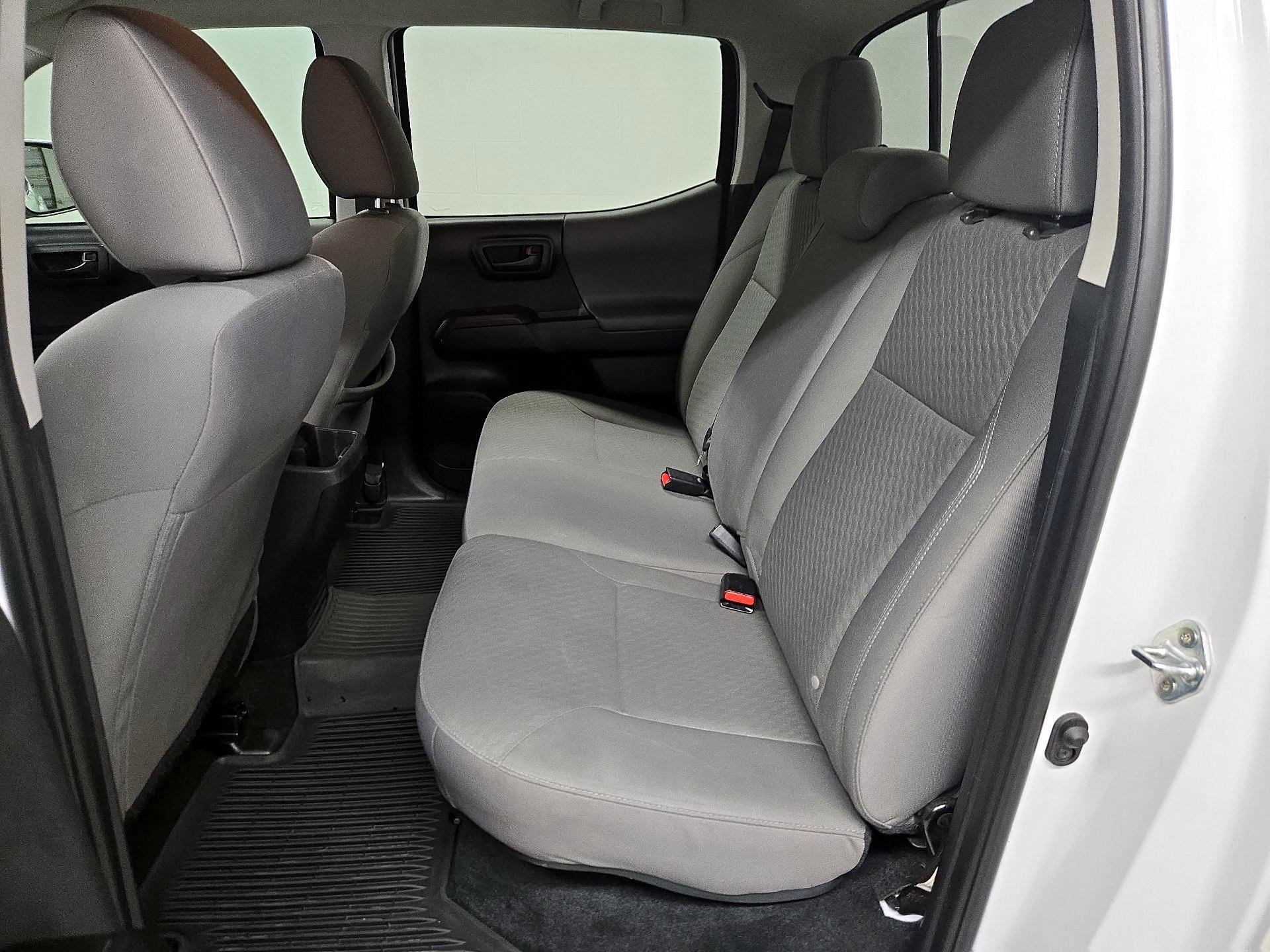 Thumbnail: 2023 Toyota Tacoma - 19