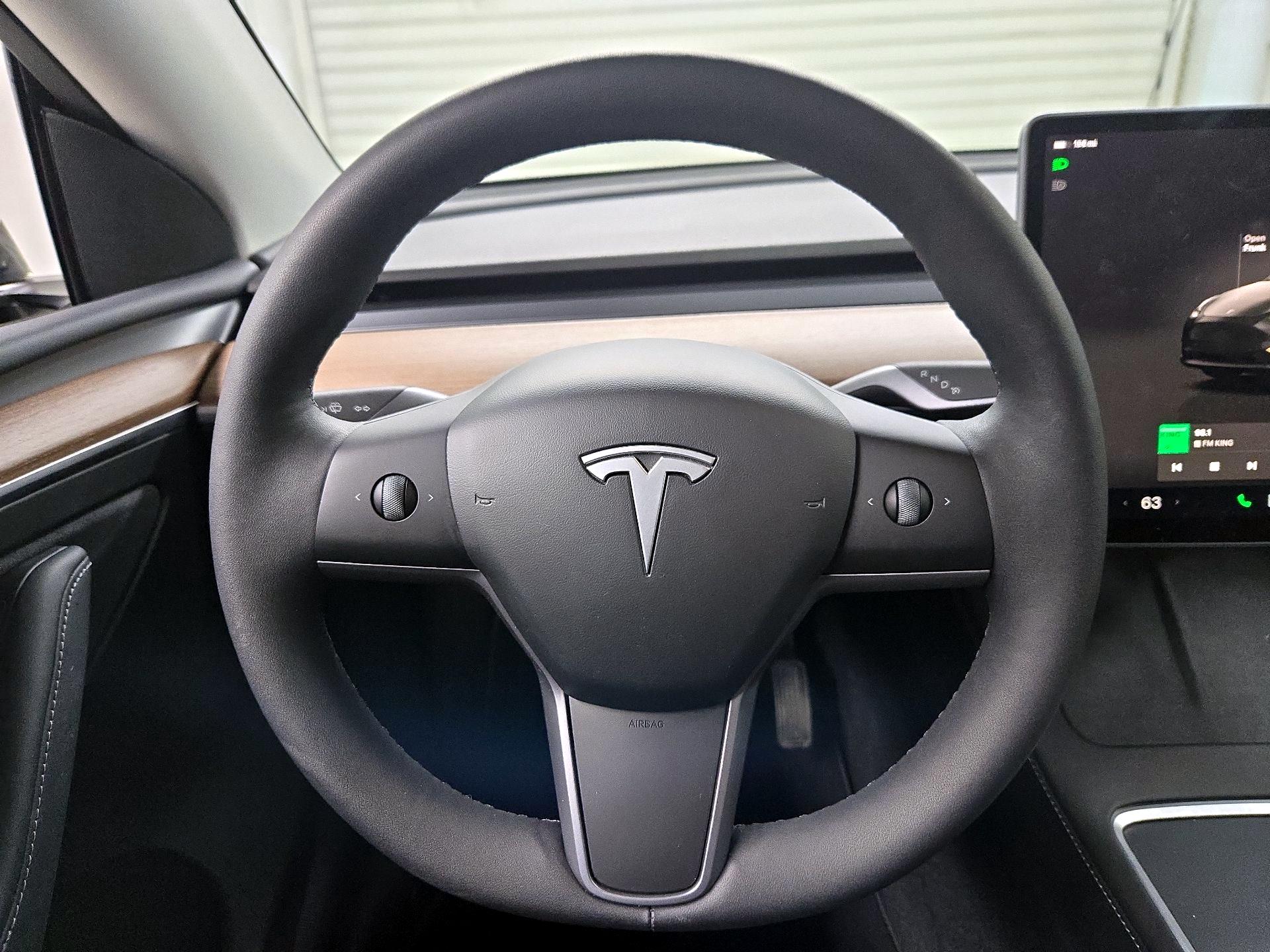 Thumbnail: 2024 Tesla Model Y - 10