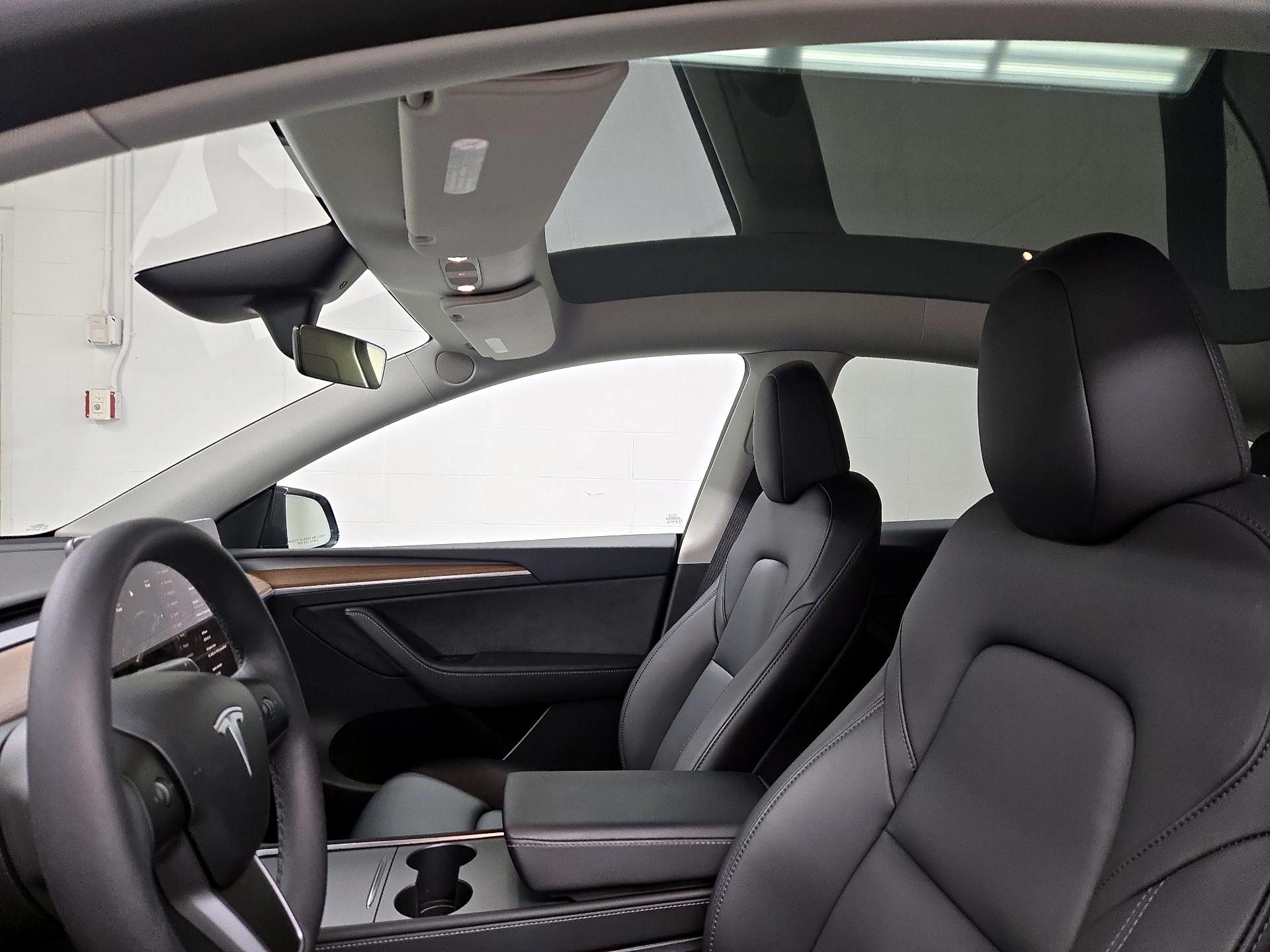 Thumbnail: 2024 Tesla Model Y - 18