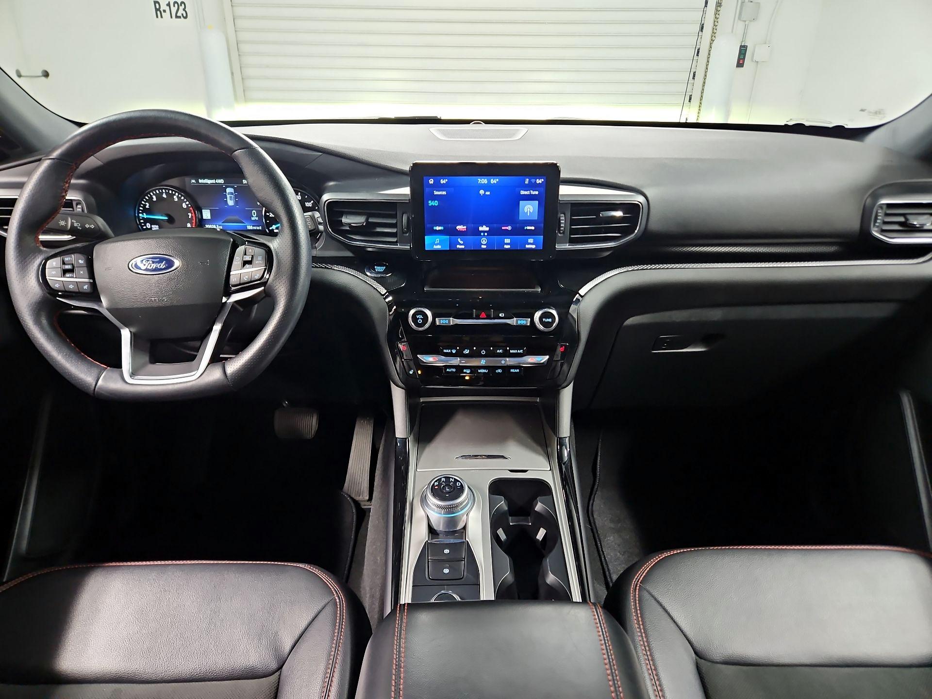 Thumbnail: 2023 Ford Explorer - 9