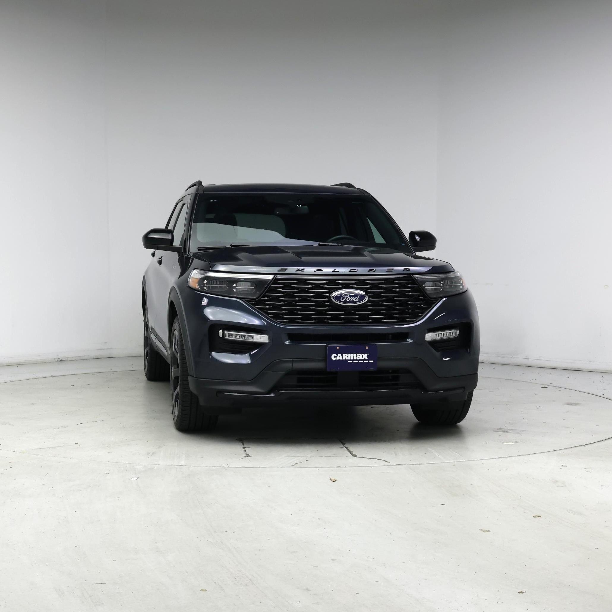 Thumbnail: 2023 Ford Explorer - 5