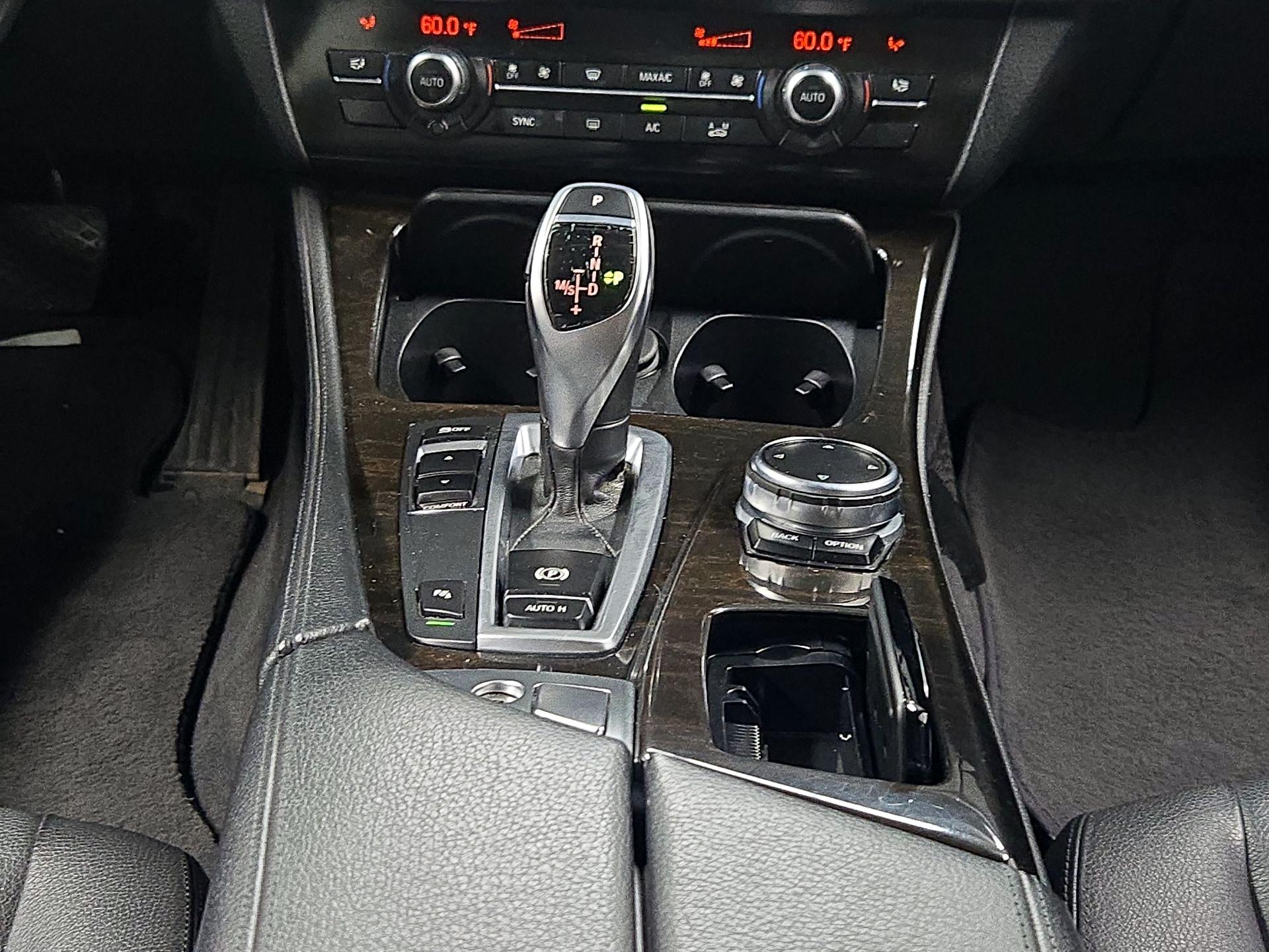 Thumbnail: 2016 BMW 5 Series - 18