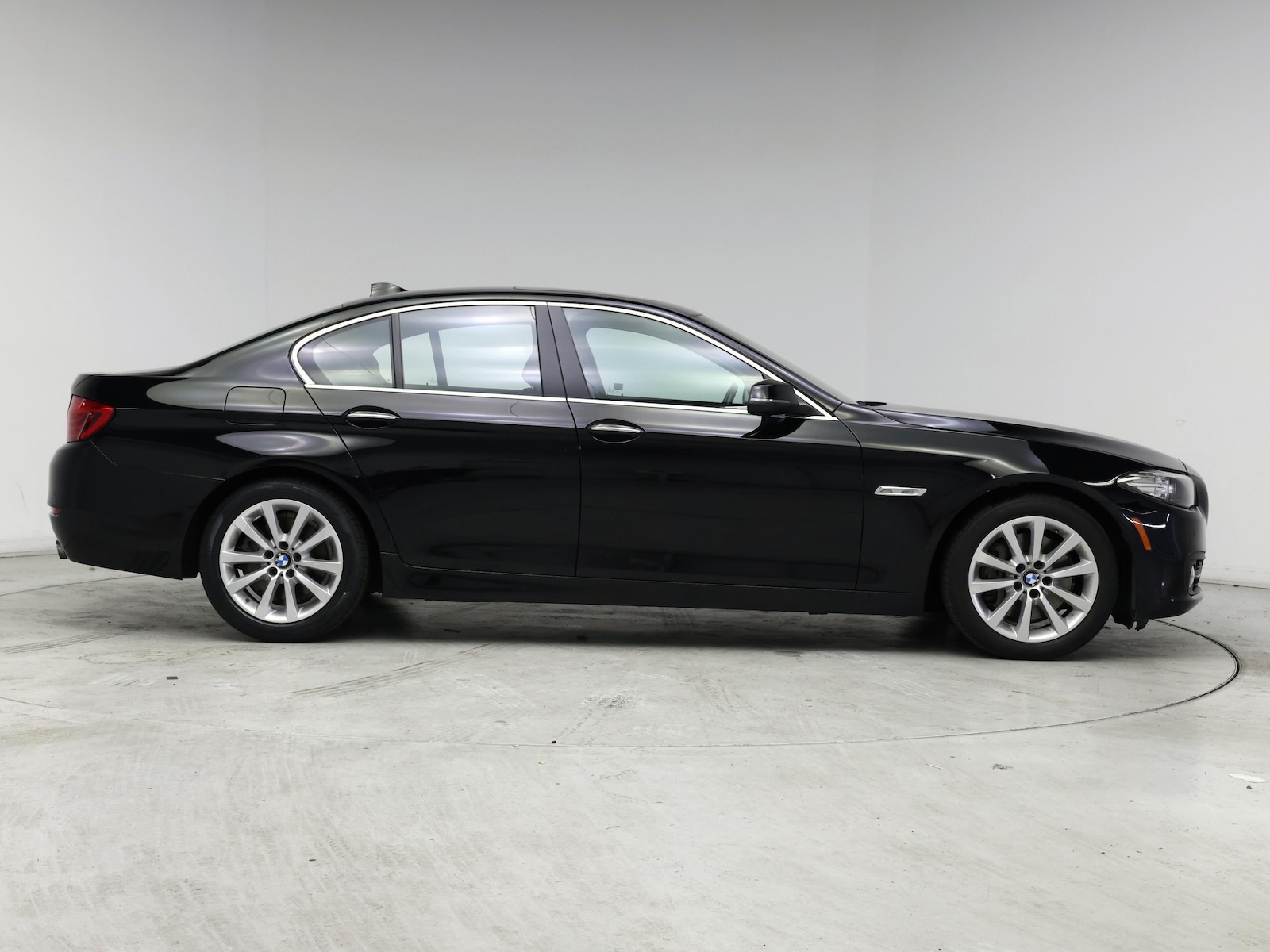 2016 BMW 5 Series 535i - Photo 8