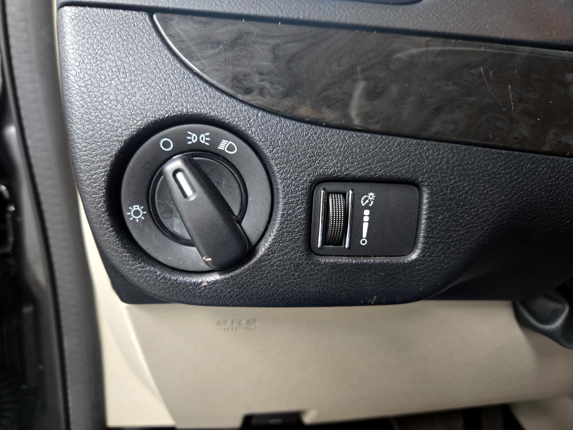 Thumbnail: 2019 Dodge Grand Caravan - 13