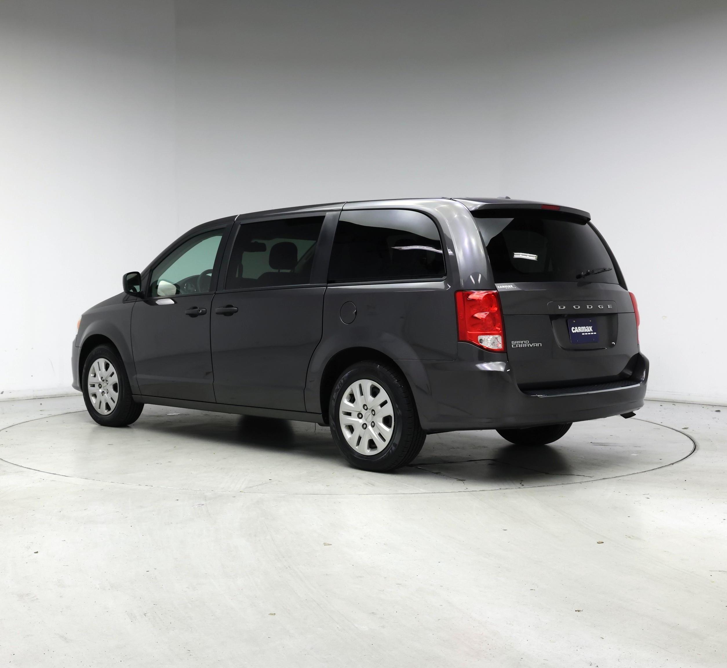 Thumbnail: 2019 Dodge Grand Caravan - 2