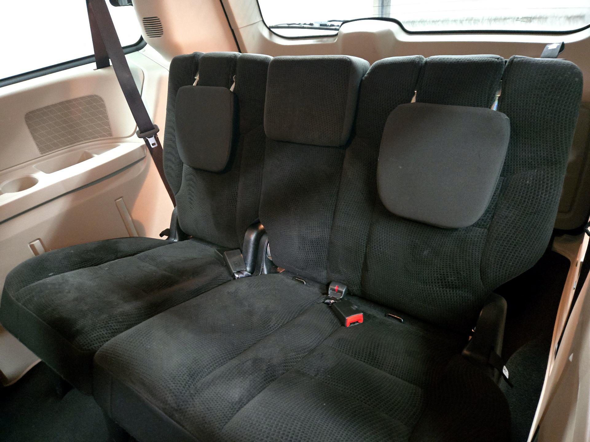 Thumbnail: 2019 Dodge Grand Caravan - 19