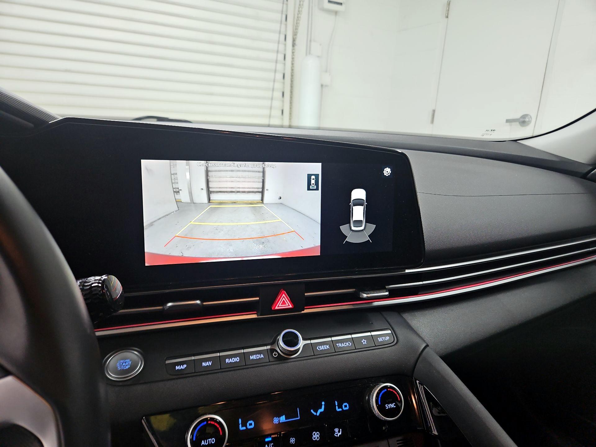 Thumbnail: 2021 Hyundai Elantra - 15