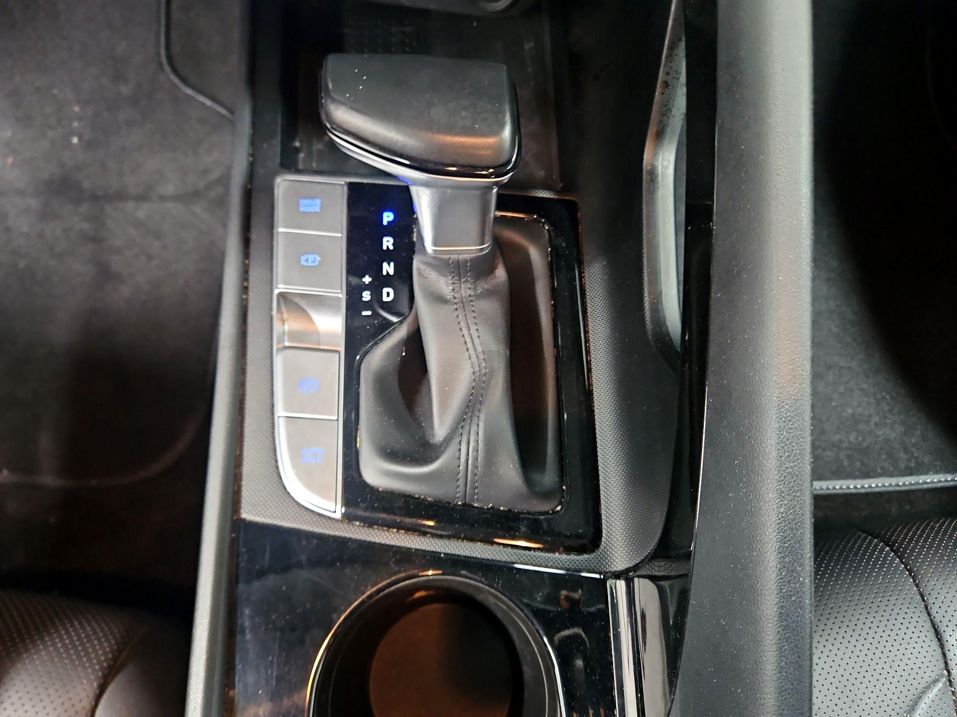 Thumbnail: 2021 Hyundai Elantra - 18