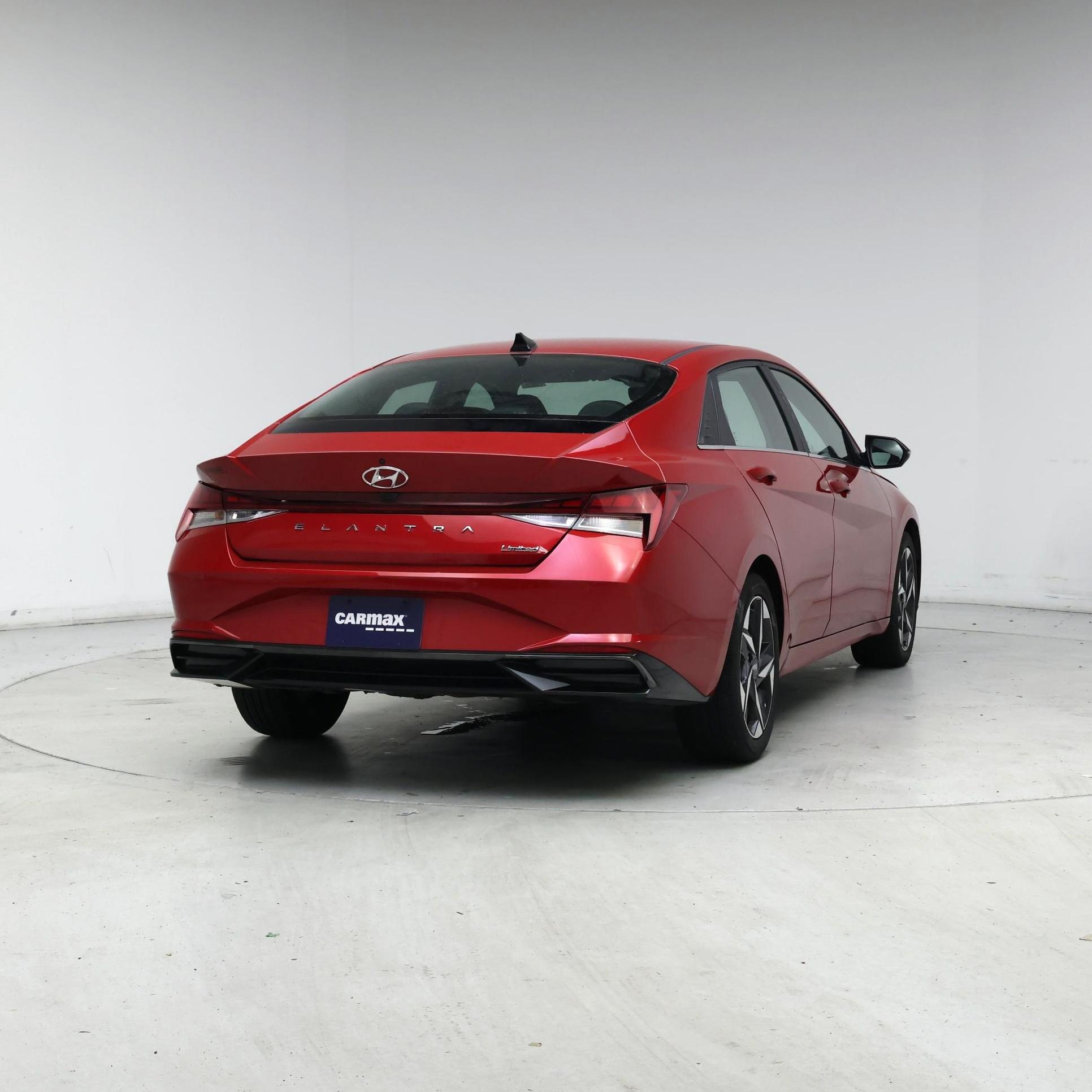 Thumbnail: 2021 Hyundai Elantra - 8