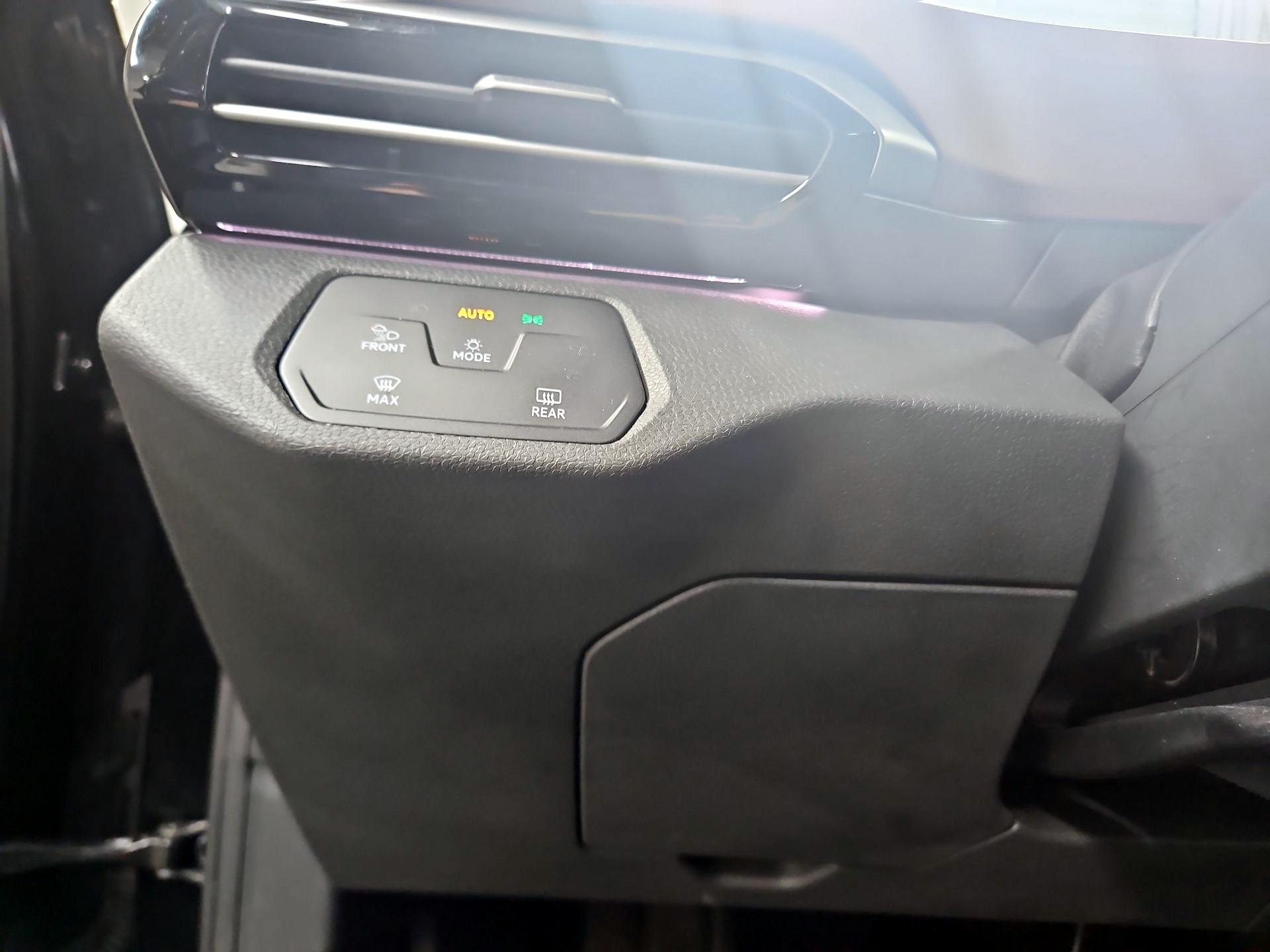 Thumbnail: 2022 Volkswagen ID.4 - 13