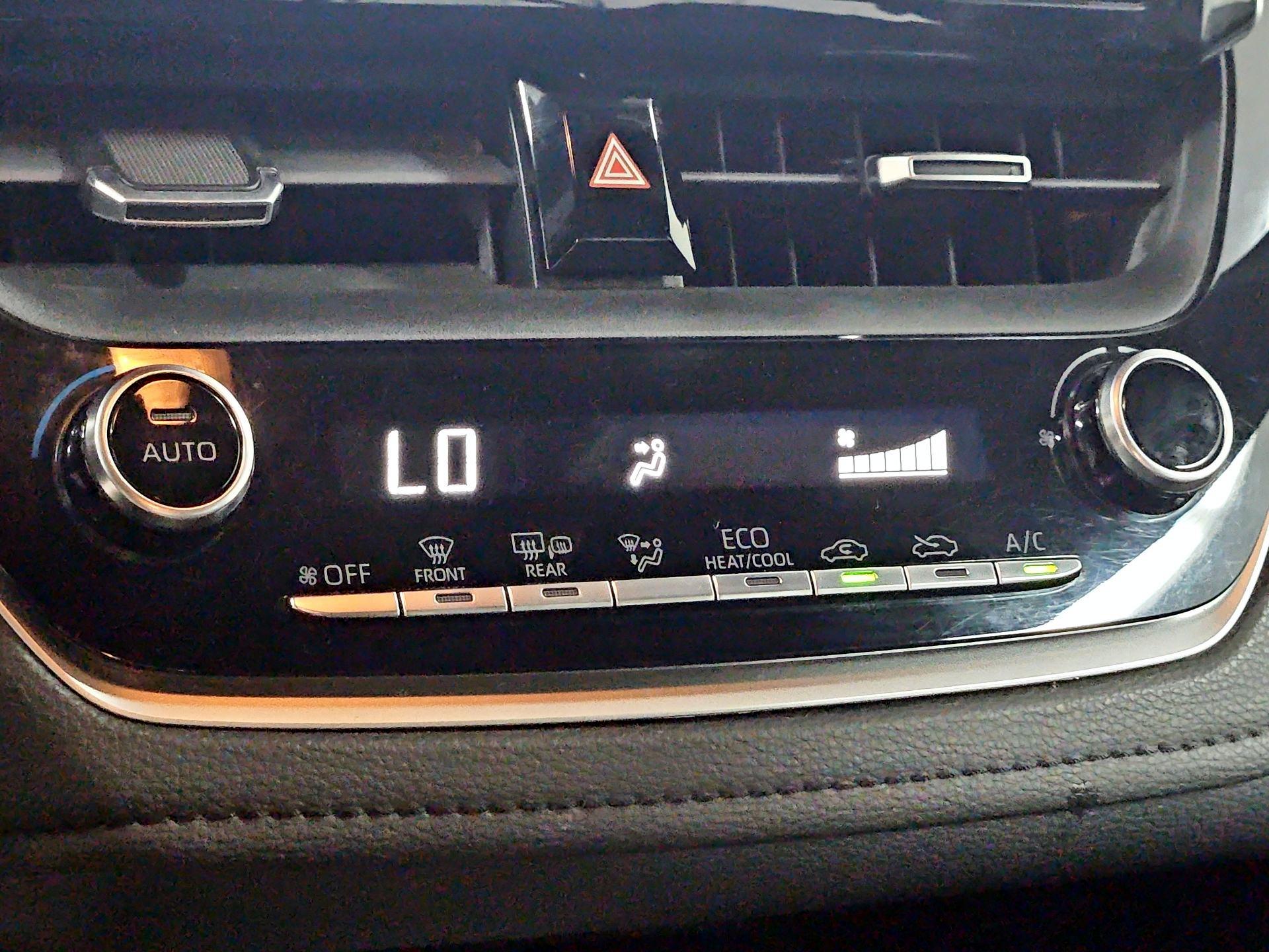 Thumbnail: 2020 Toyota Corolla - 16