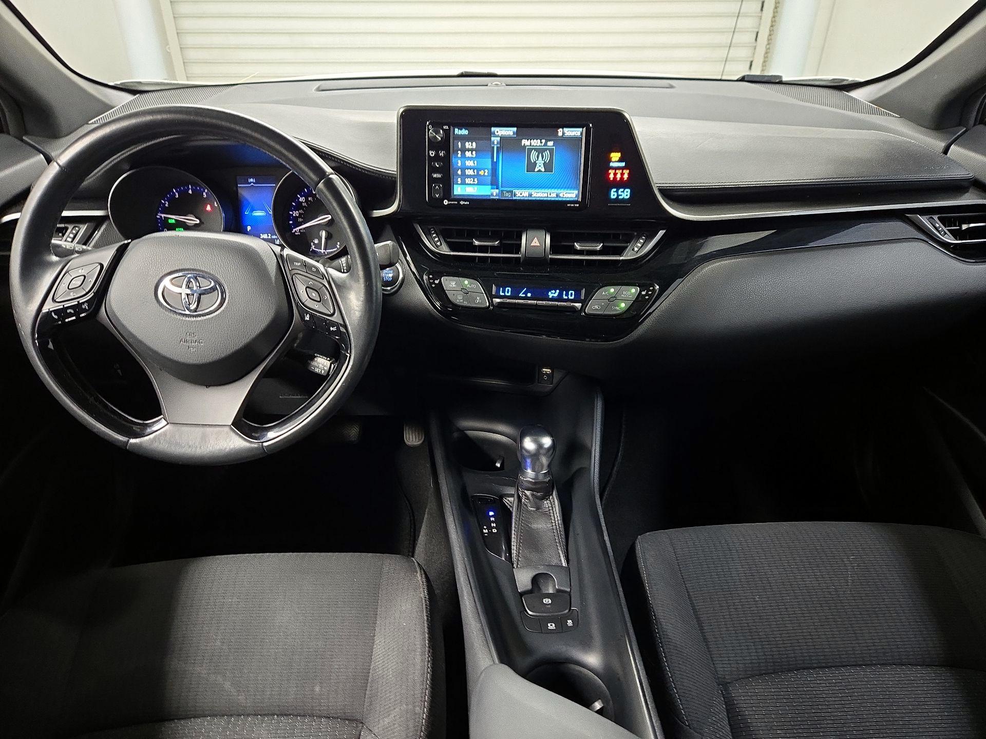 Thumbnail: 2018 Toyota C-HR - 9