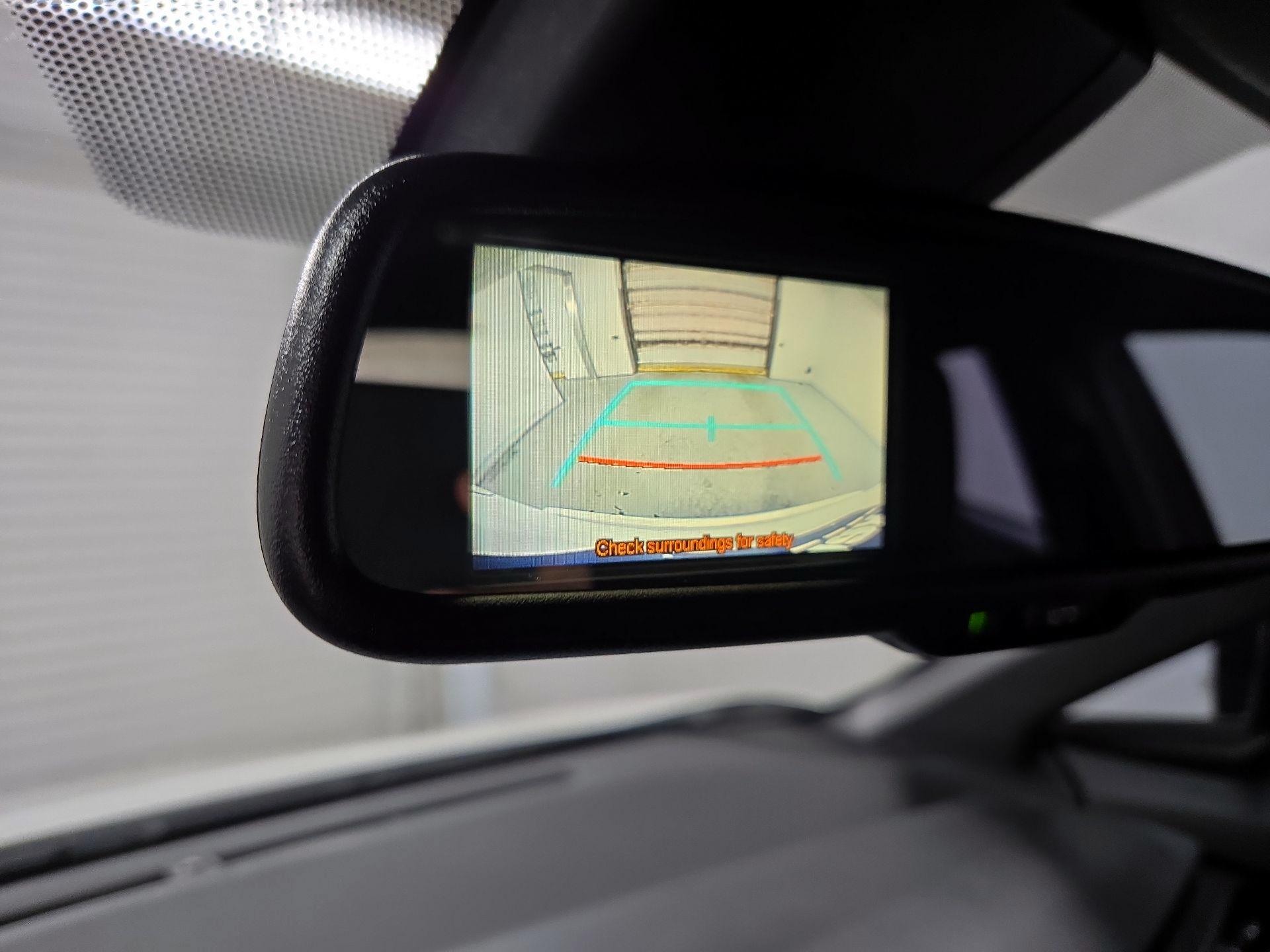 Thumbnail: 2018 Toyota C-HR - 14