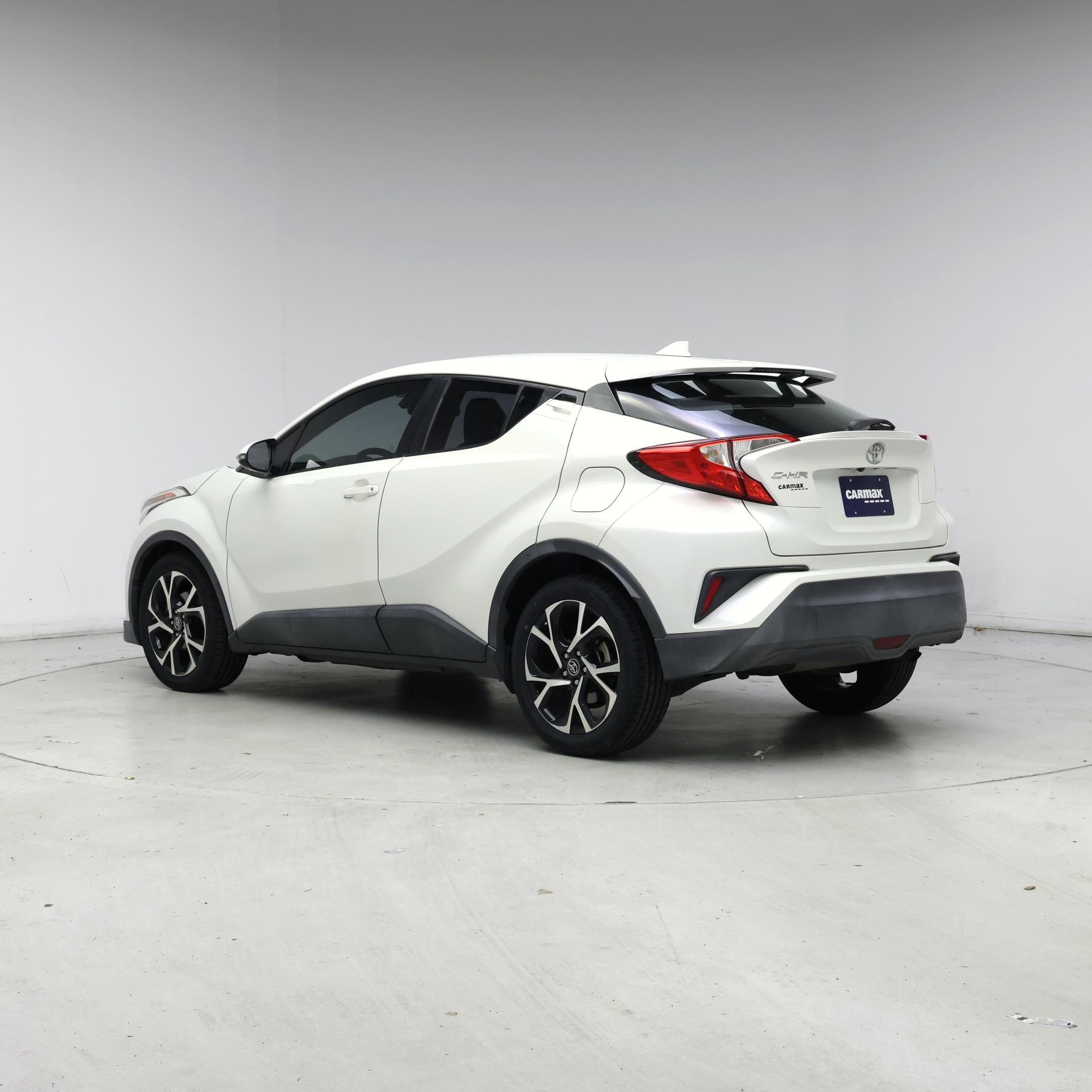 Thumbnail: 2018 Toyota C-HR - 2