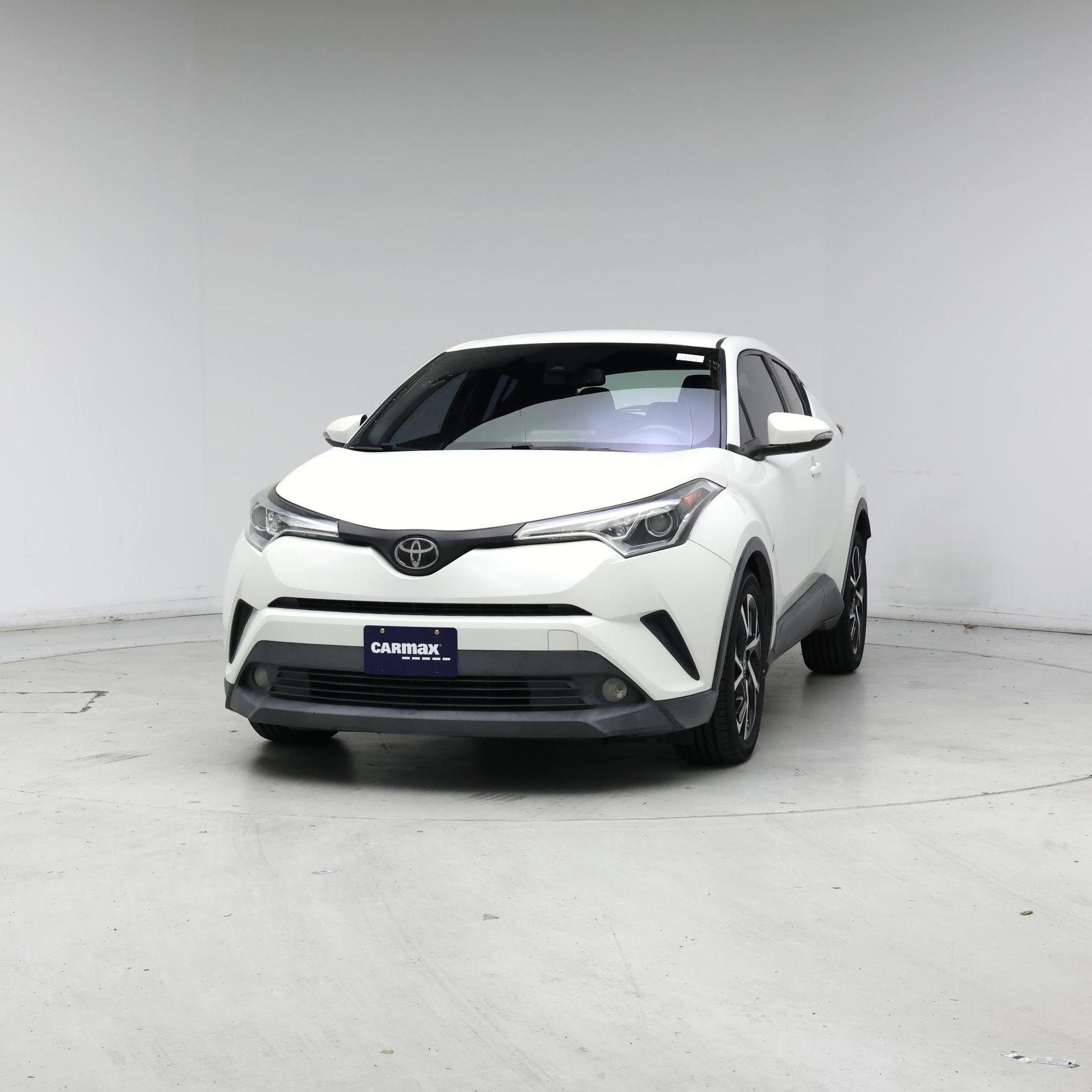 Thumbnail: 2018 Toyota C-HR - 4