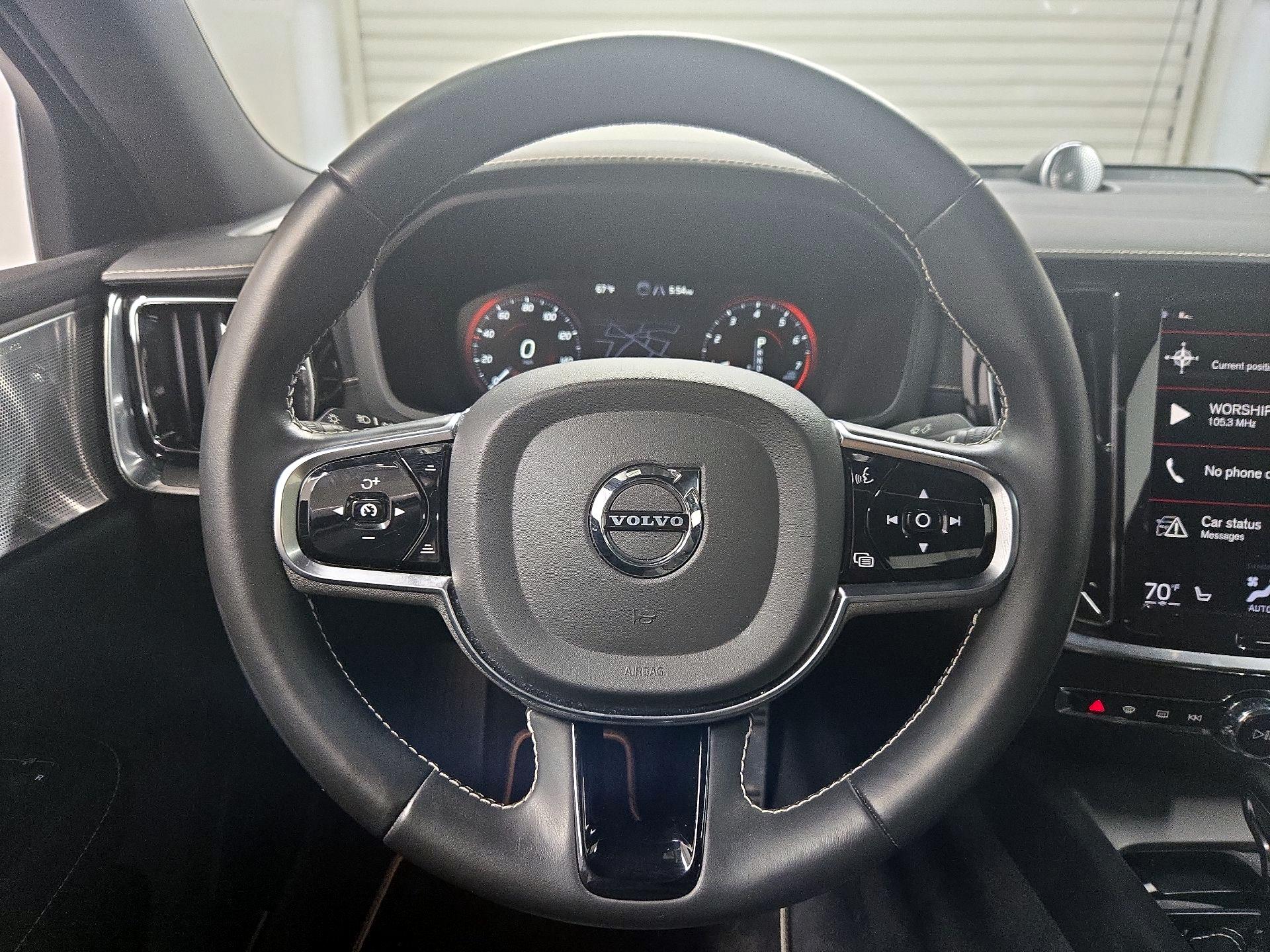 Thumbnail: 2021 Volvo S60 - 10