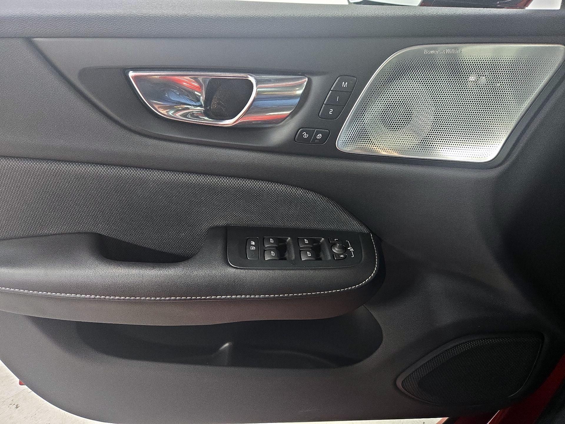 Thumbnail: 2021 Volvo S60 - 12