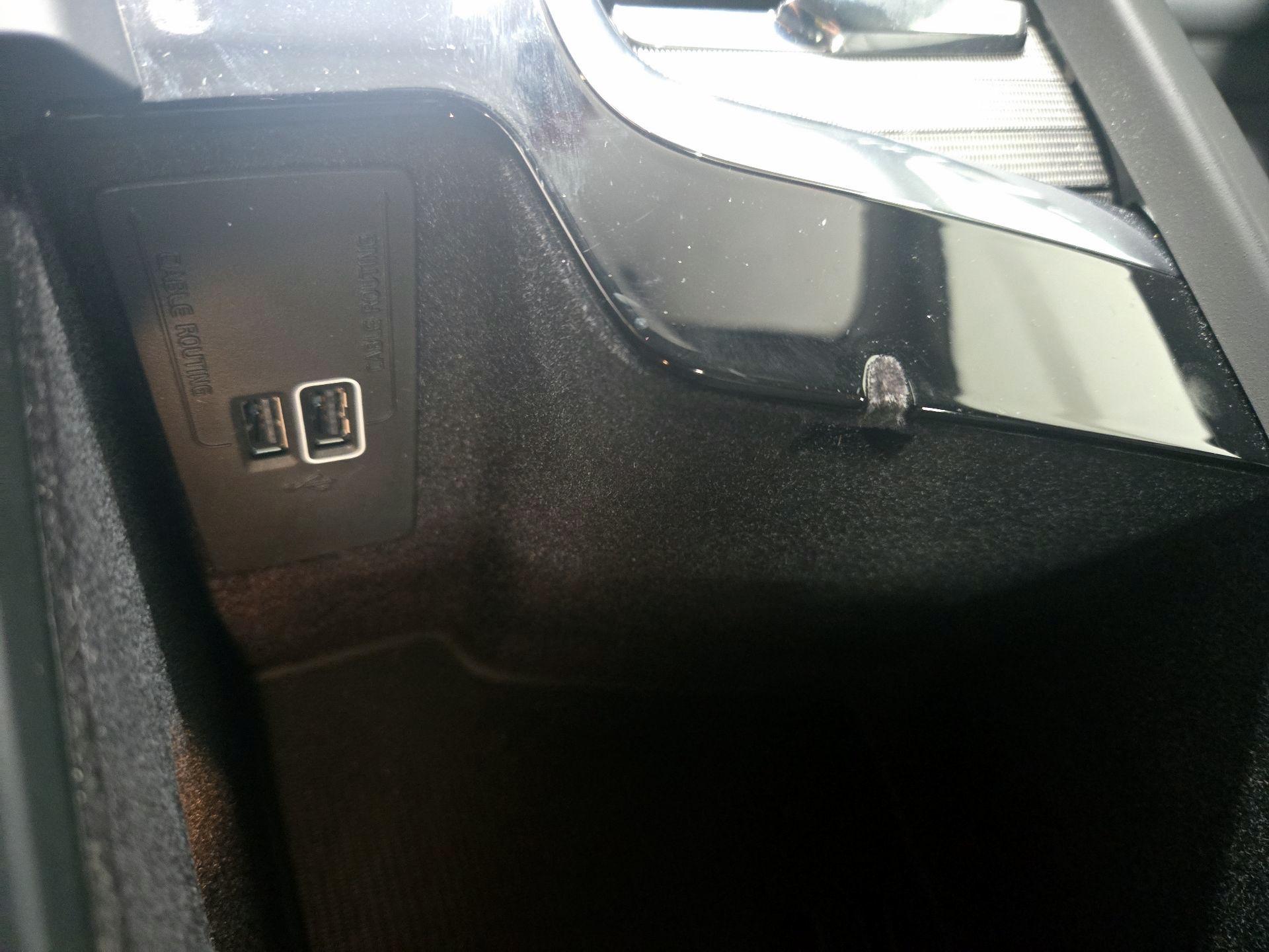 Thumbnail: 2021 Volvo S60 - 19