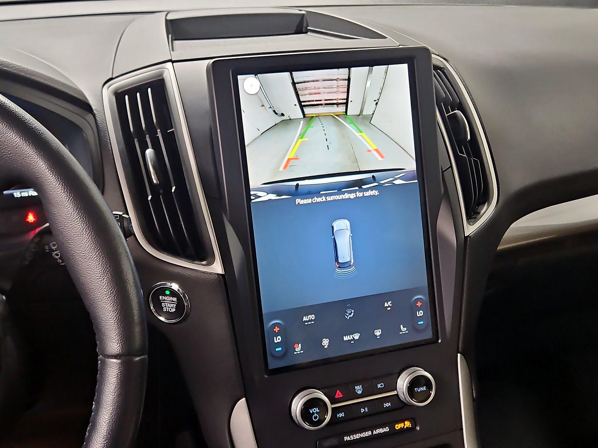 Thumbnail: 2023 Ford Edge - 14