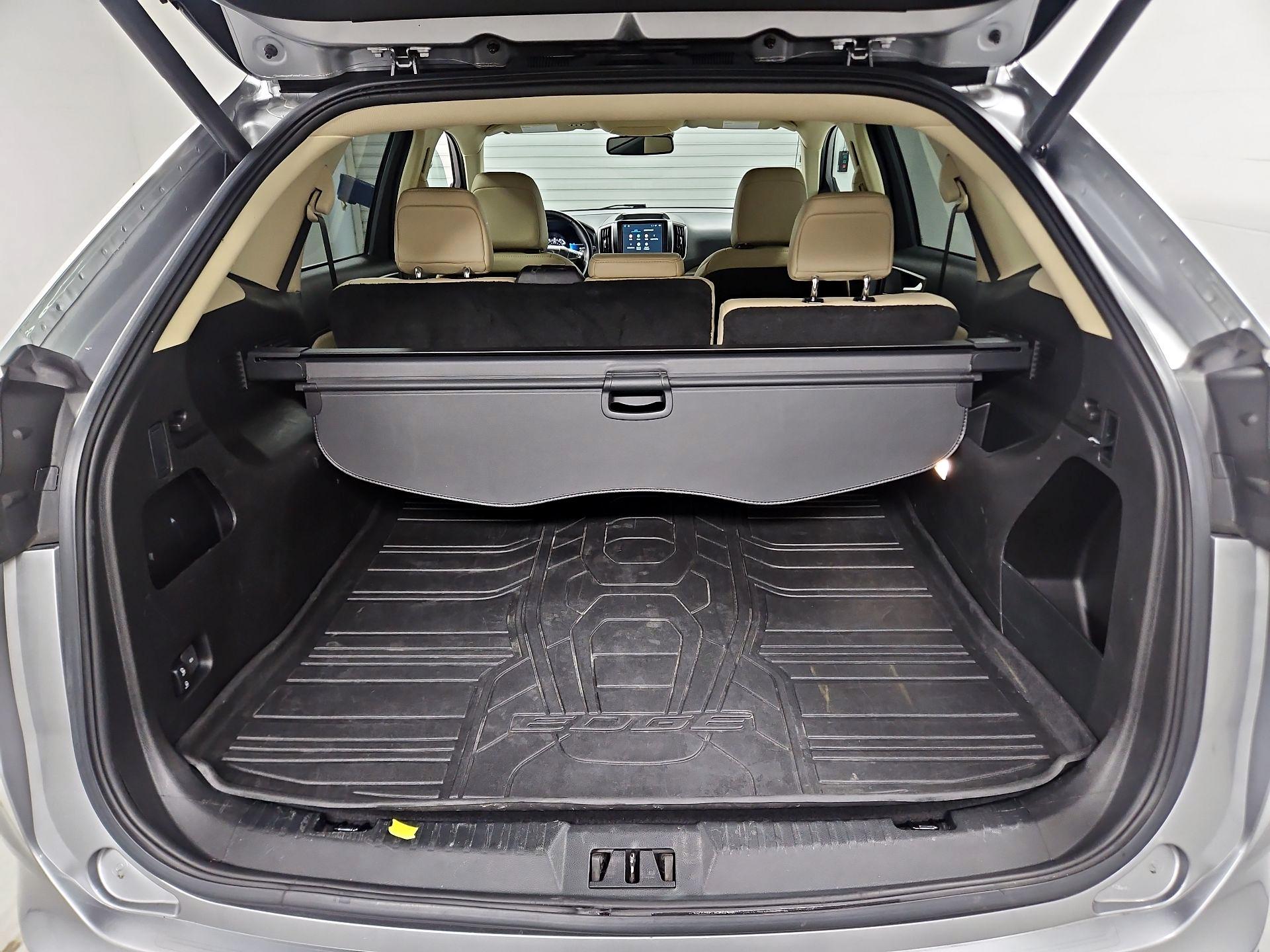 Thumbnail: 2023 Ford Edge - 20