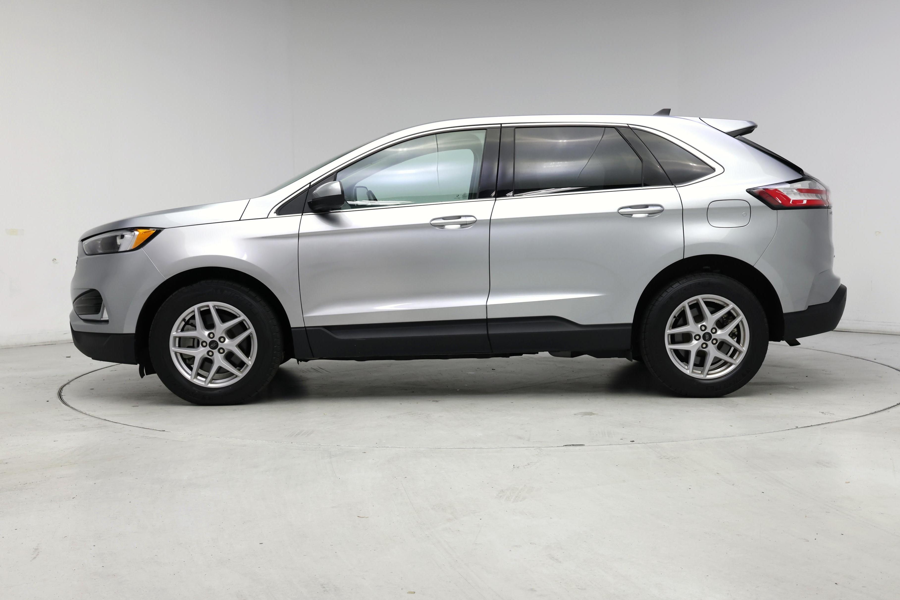 Thumbnail: 2023 Ford Edge - 3