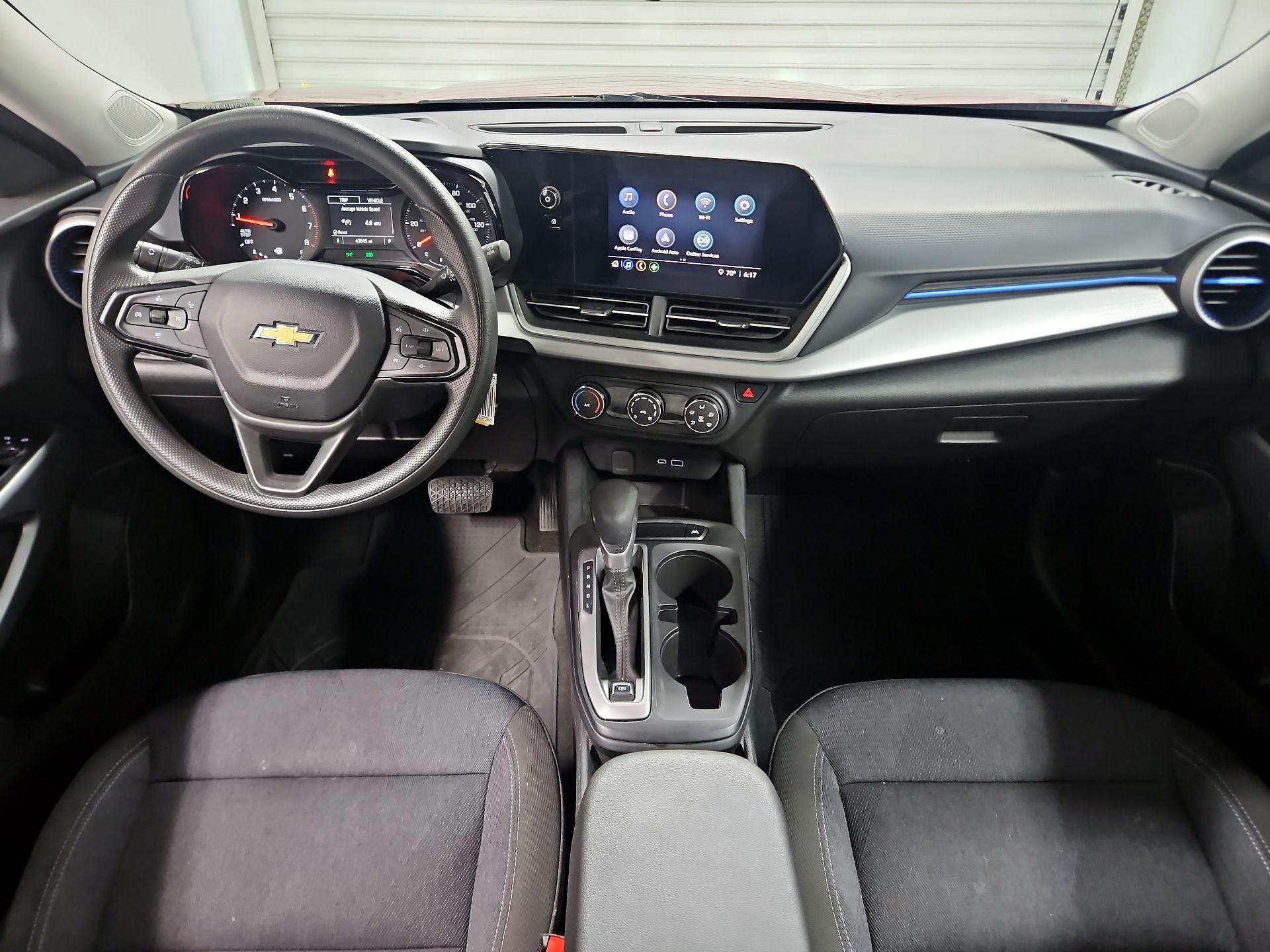 Thumbnail: 2024 Chevrolet Trax - 9